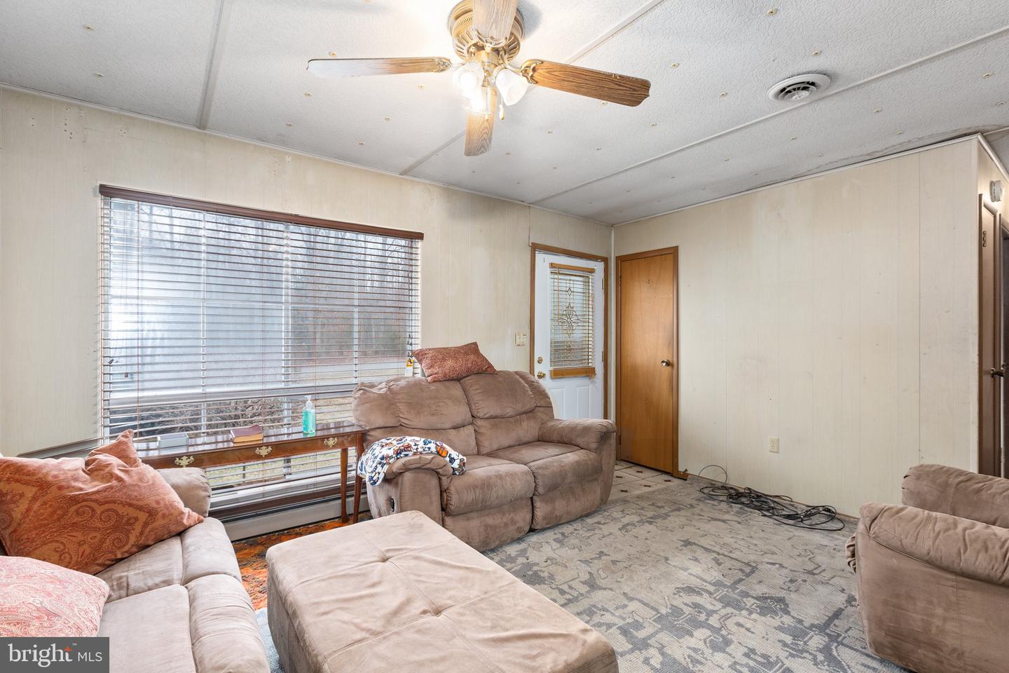 9005 Smiths Bend ROAD
