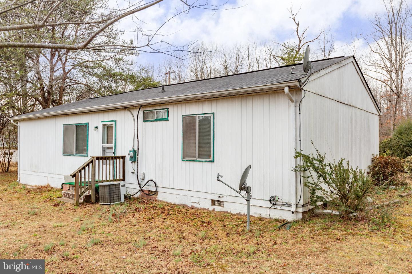 9005 Smiths Bend ROAD
