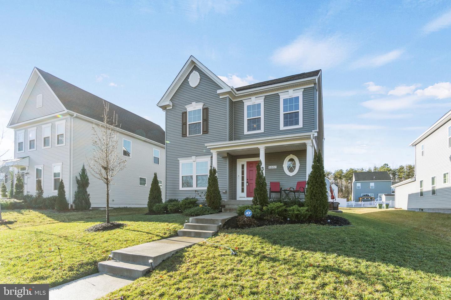 6602 Shelton LANE