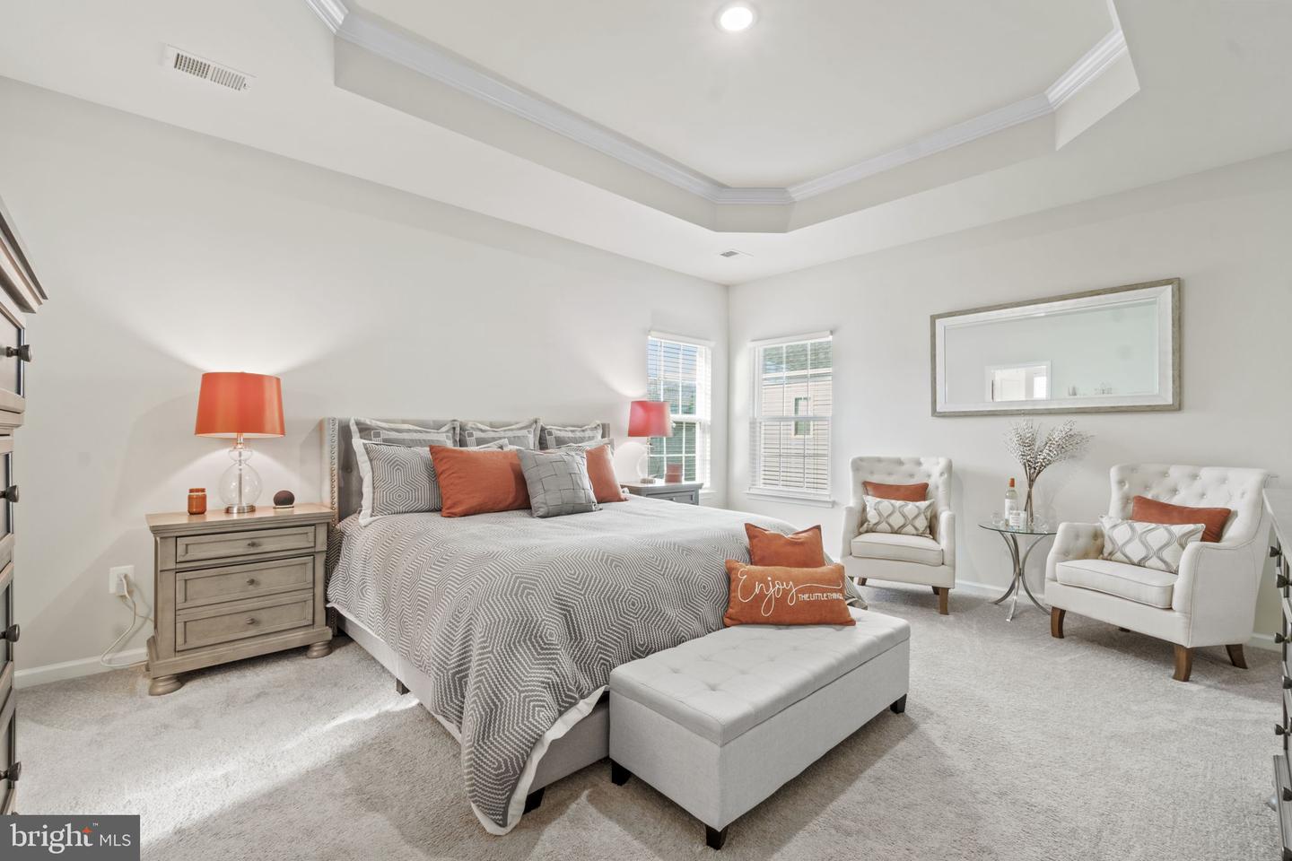 6602 Shelton LANE