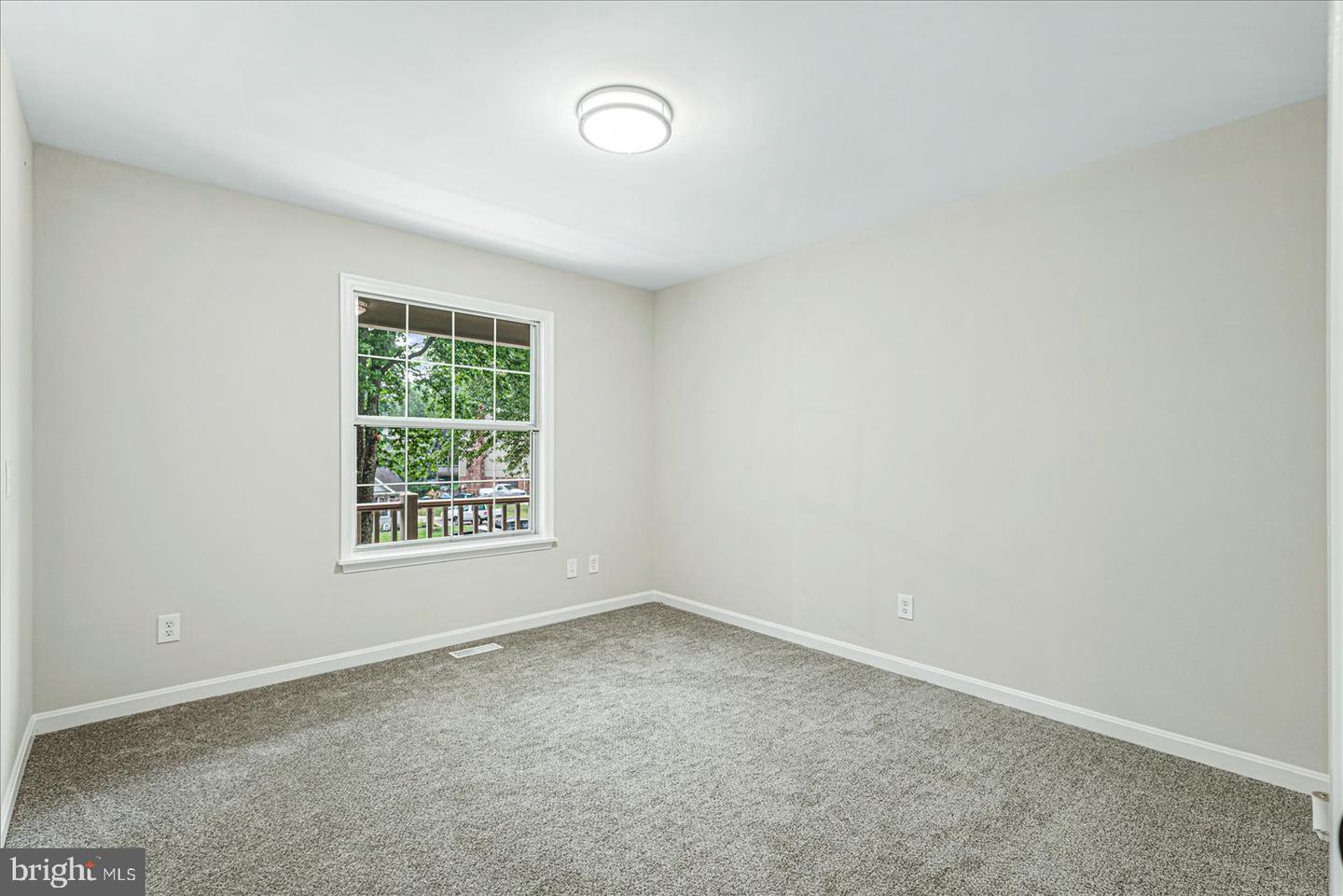 111 Chinaberry DRIVE