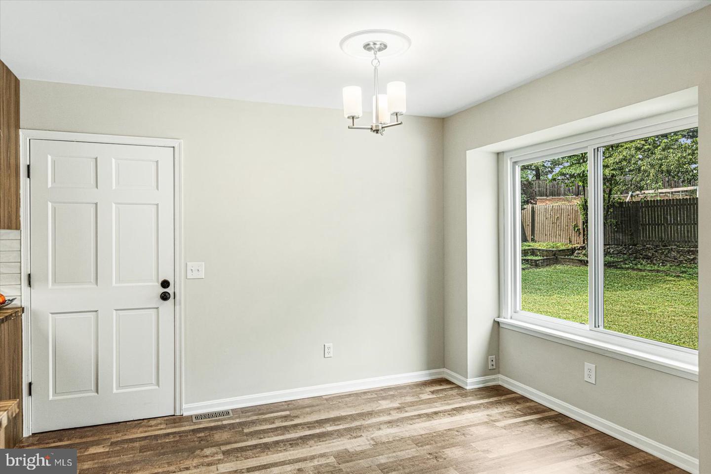 111 Chinaberry DRIVE