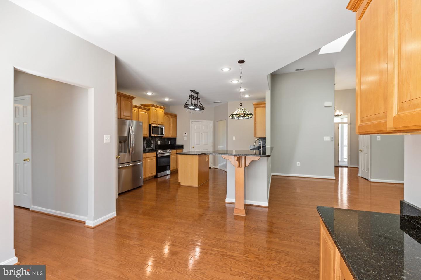 7318 Warwick Plantation LANE