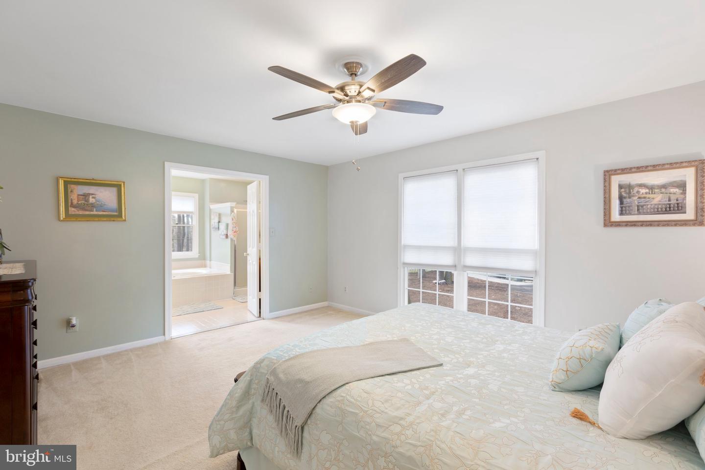 6610 Willow Pond DRIVE