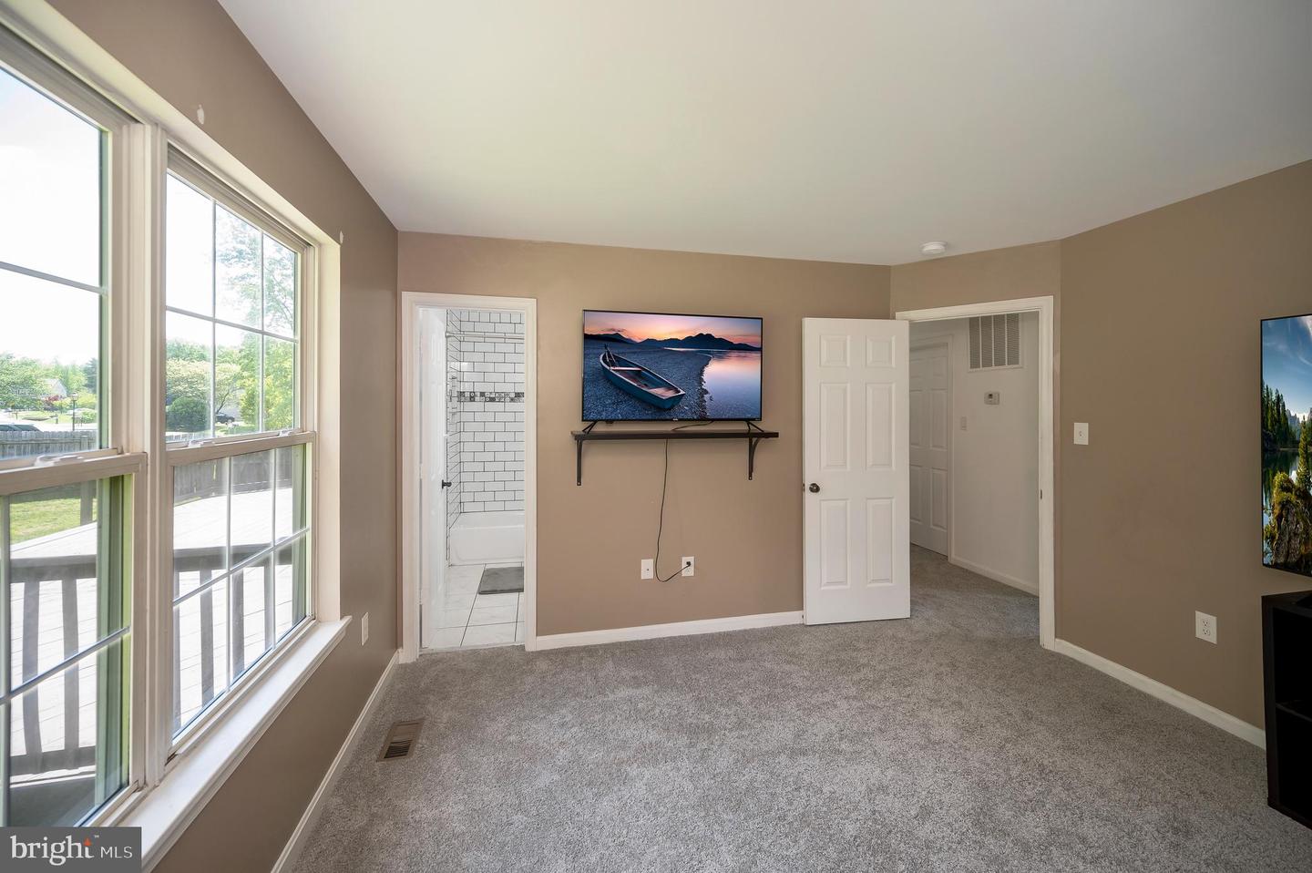 7911 Elmwood LANE