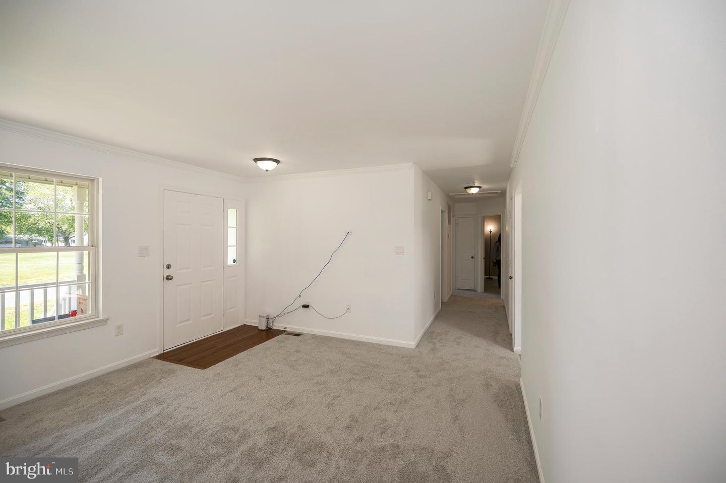 7911 Elmwood LANE