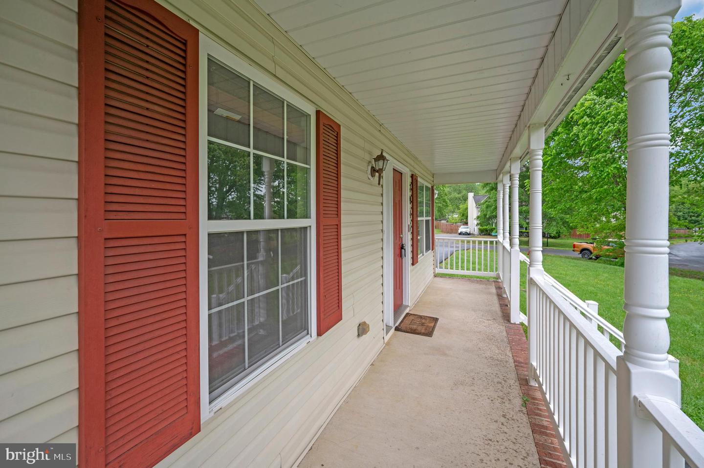 7911 Elmwood LANE
