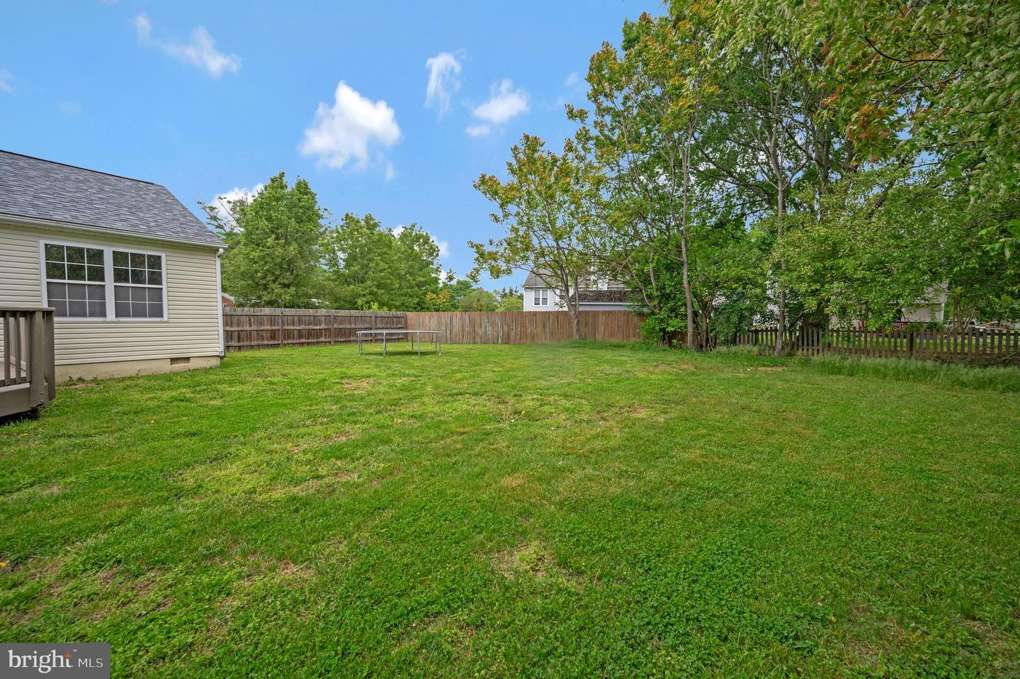 7911 Elmwood LANE