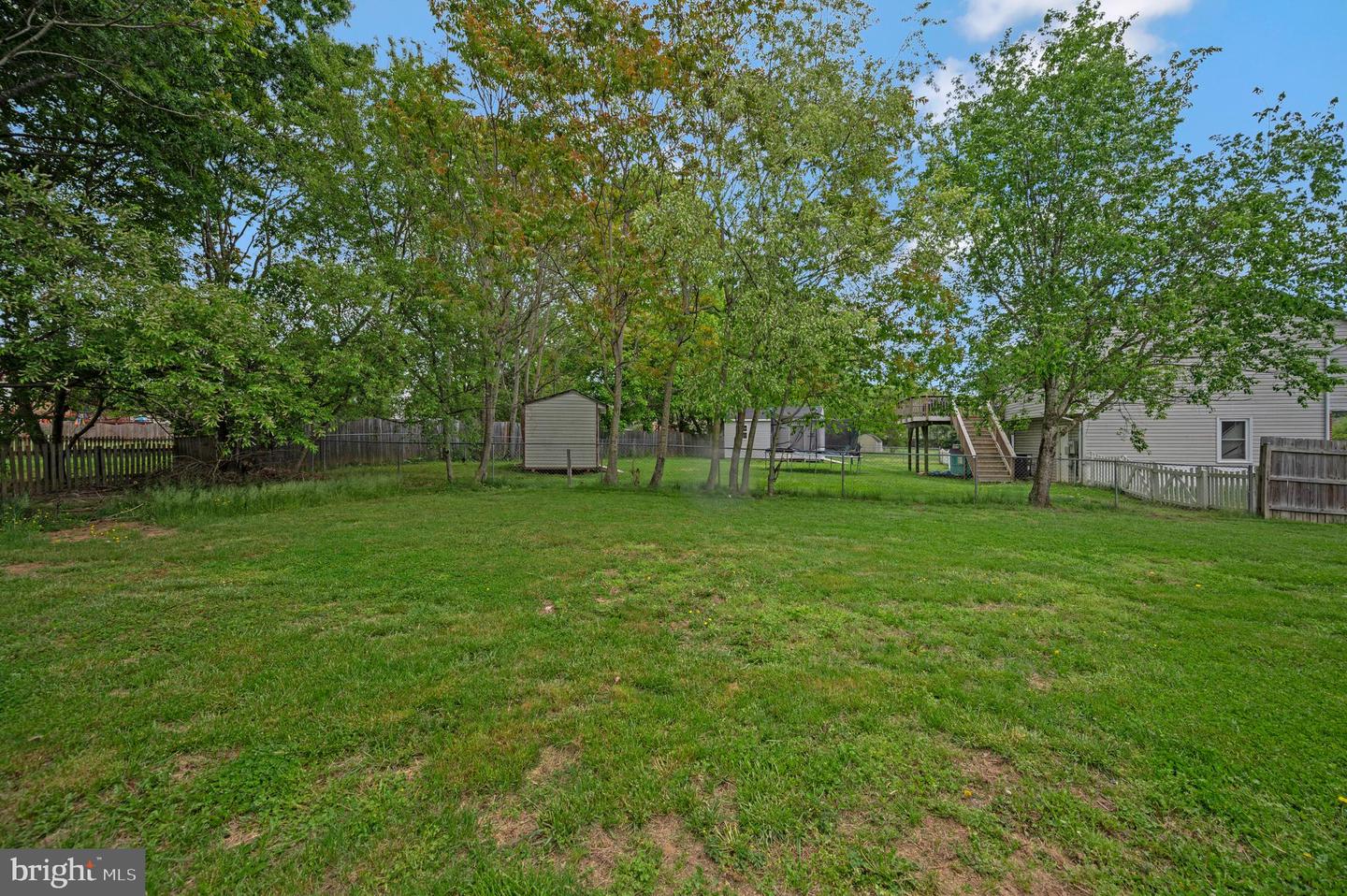 7911 Elmwood LANE
