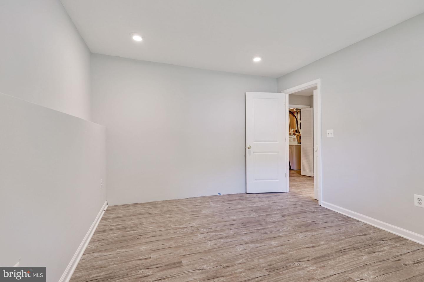 7309 Drew LANE