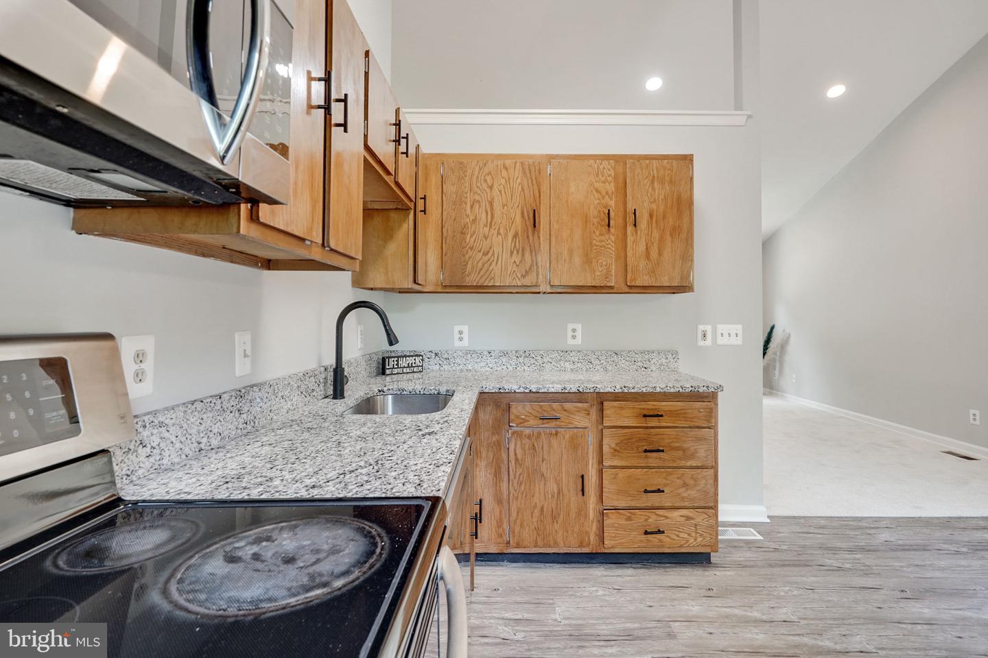 7309 Drew LANE