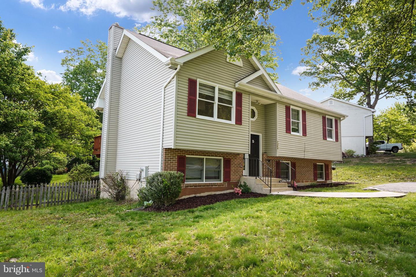 7309 Drew LANE