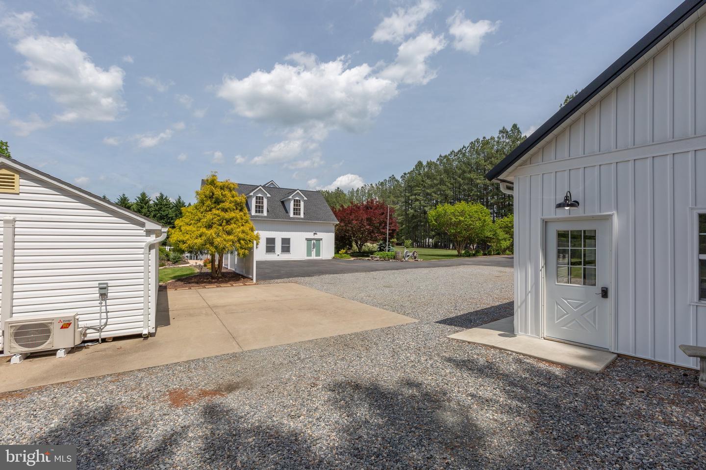 6829 Fox Ridge ROAD