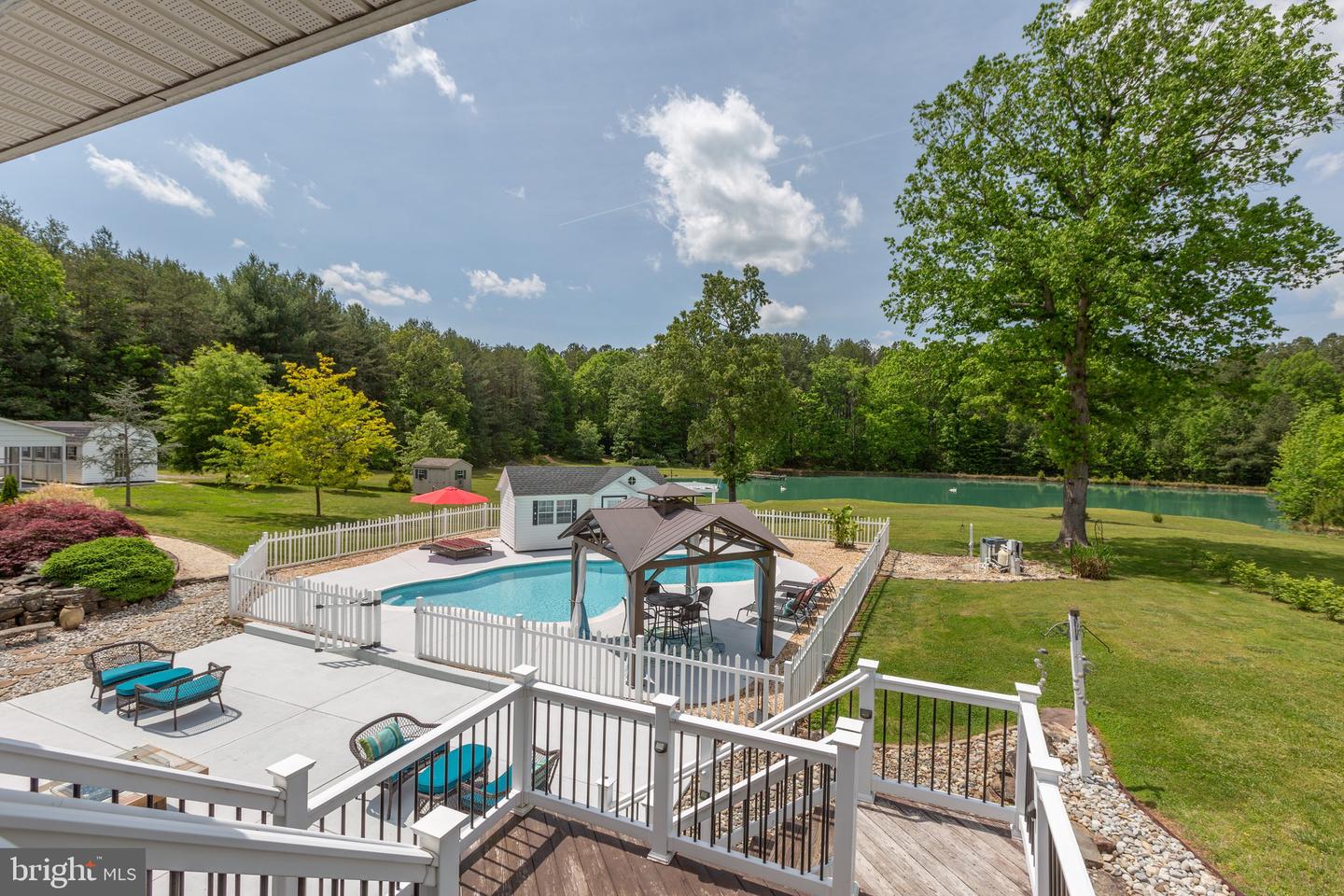 6829 Fox Ridge ROAD