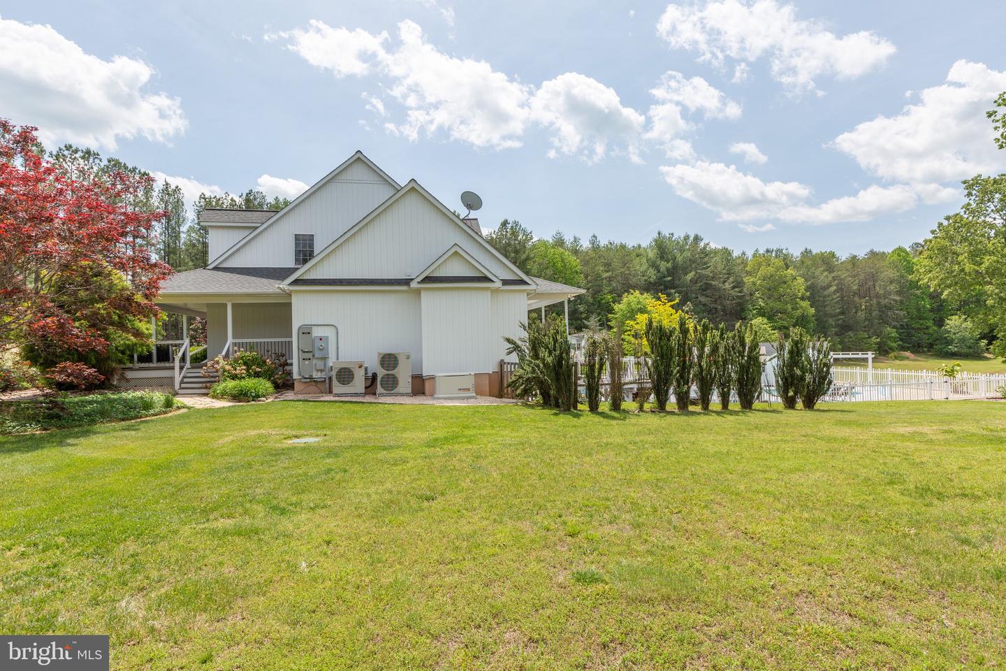6829 Fox Ridge ROAD