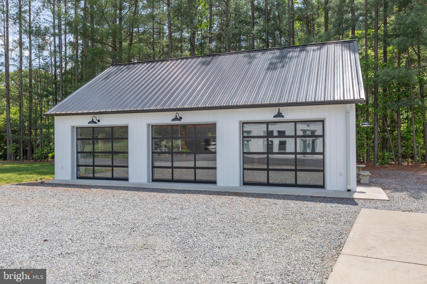 6829 Fox Ridge ROAD