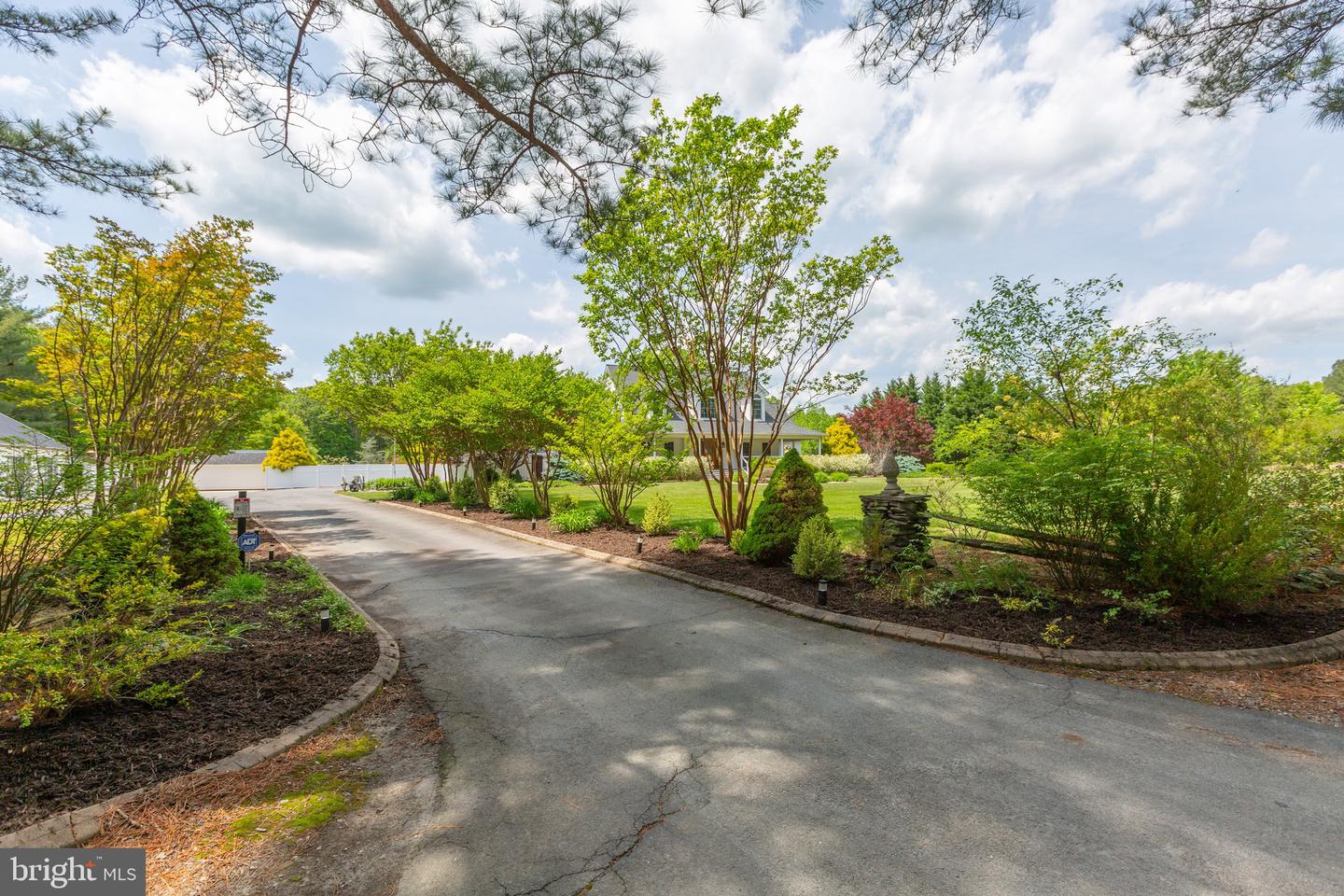 6829 Fox Ridge ROAD
