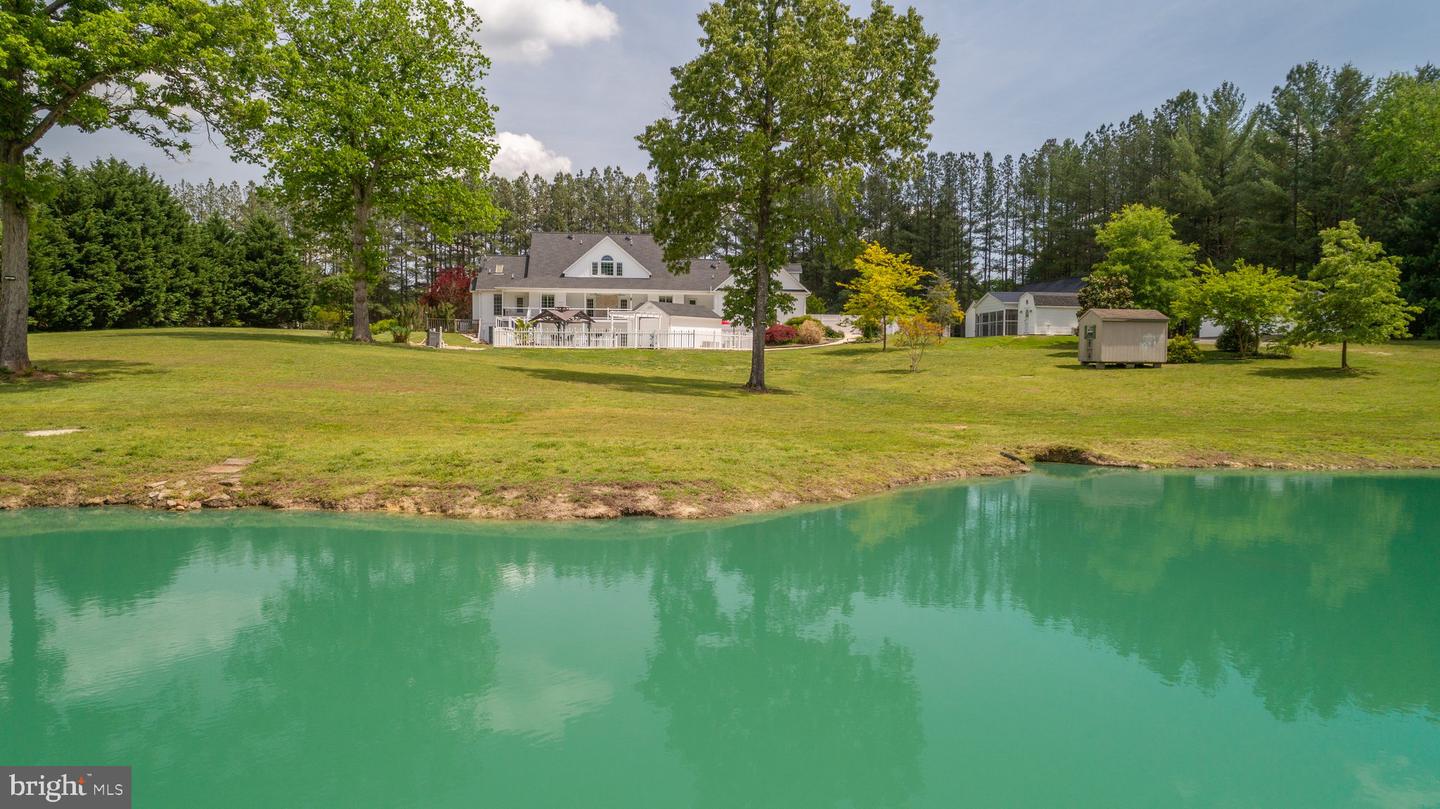 6829 Fox Ridge ROAD