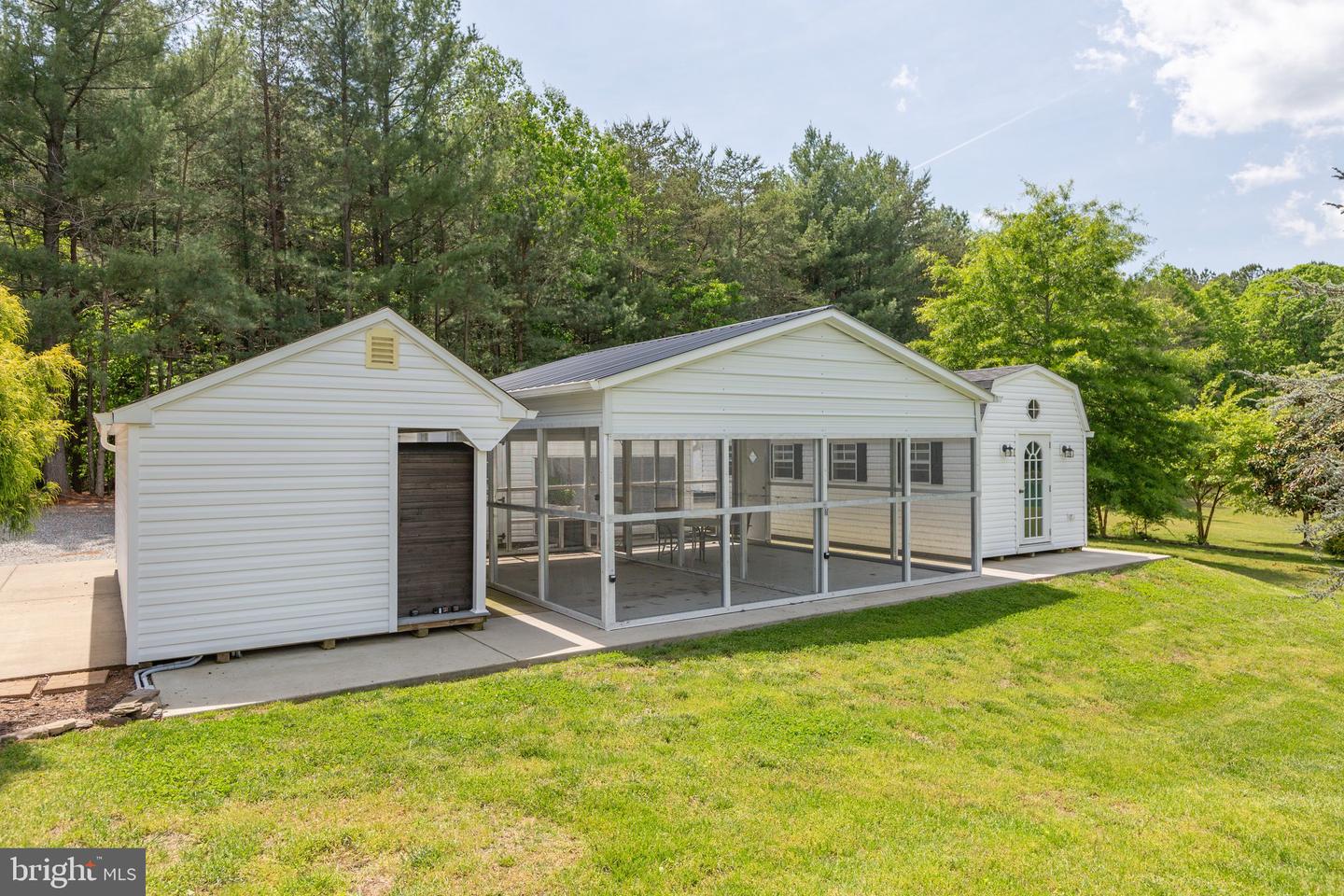 6829 Fox Ridge ROAD
