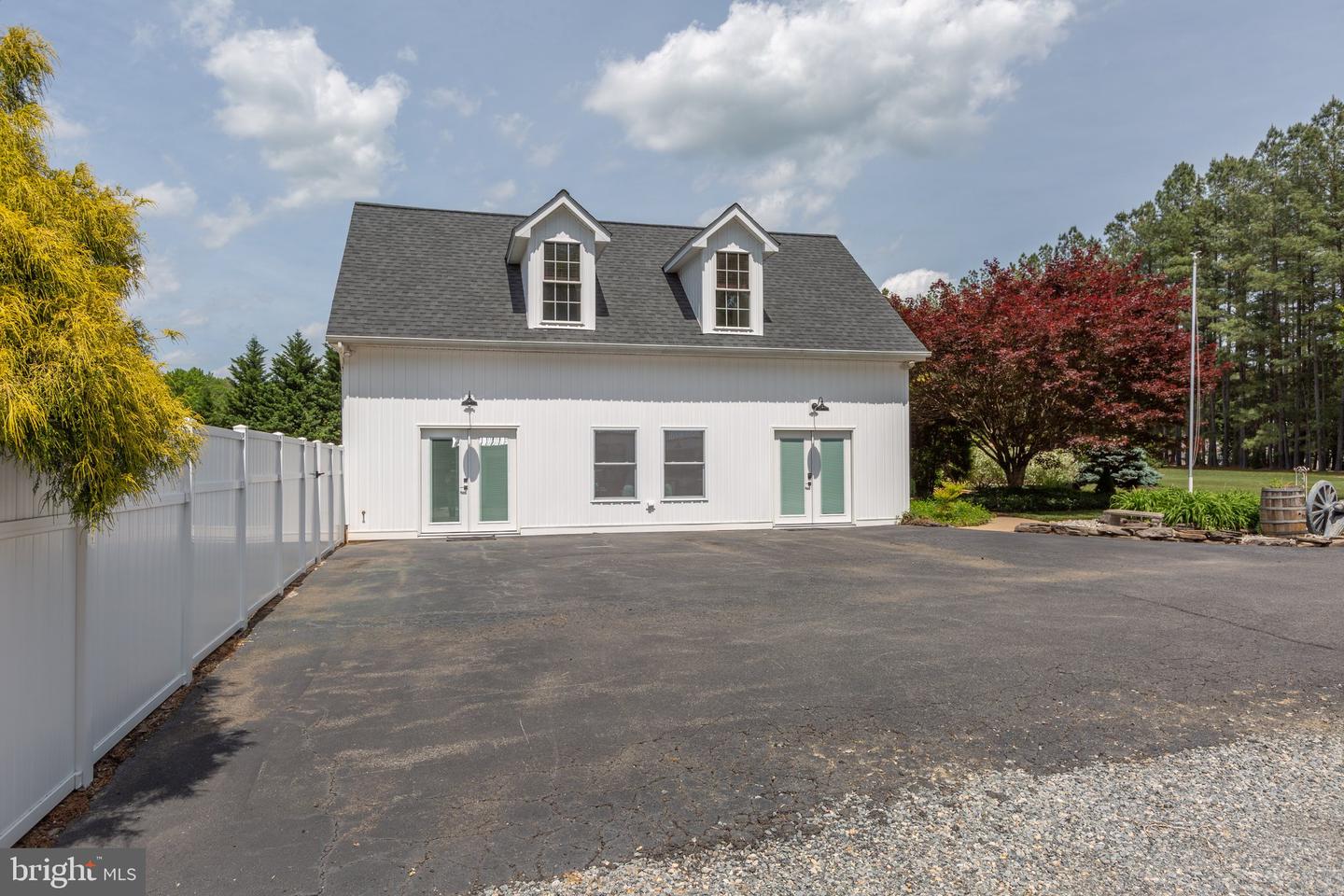 6829 Fox Ridge ROAD