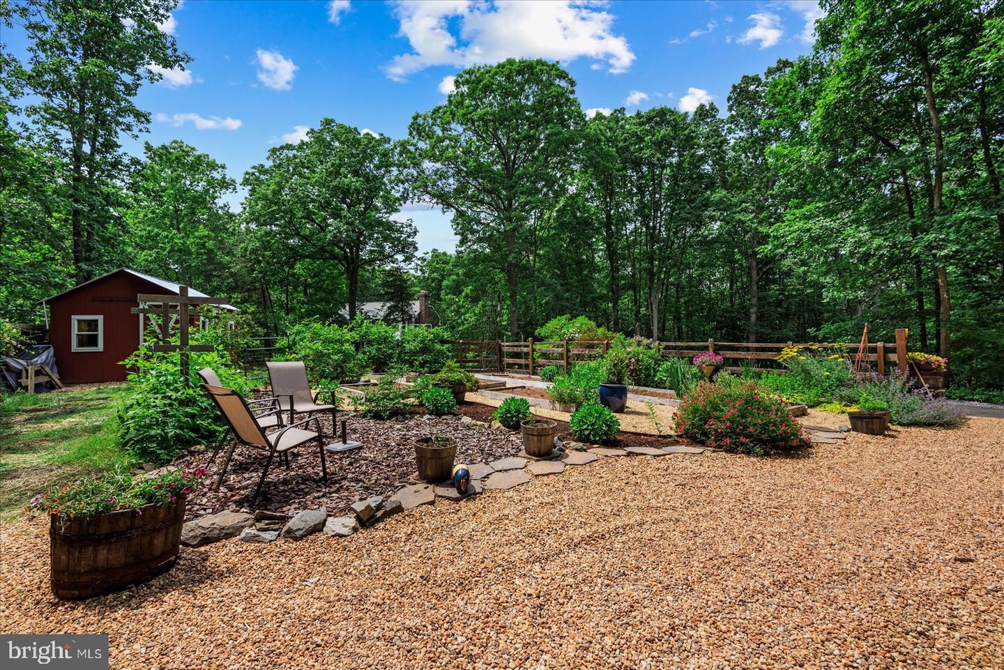 210 Ironwood LANE