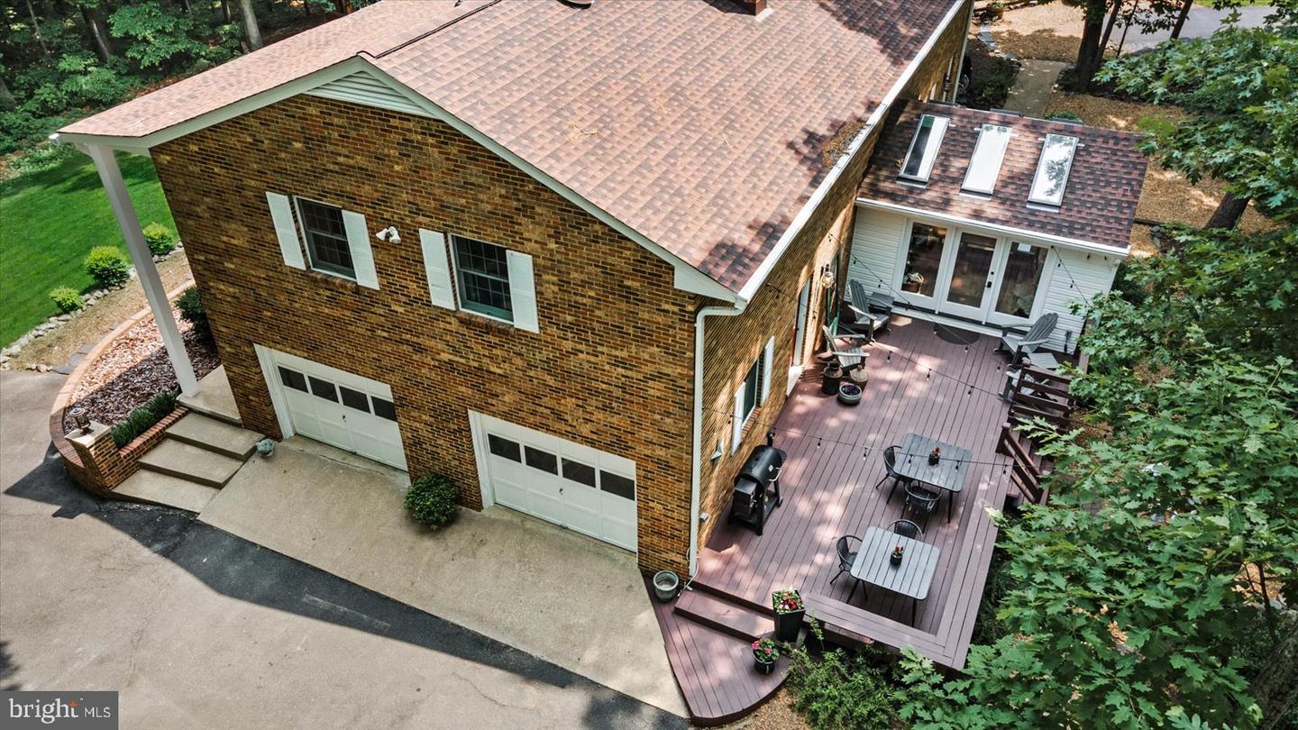 210 Ironwood LANE