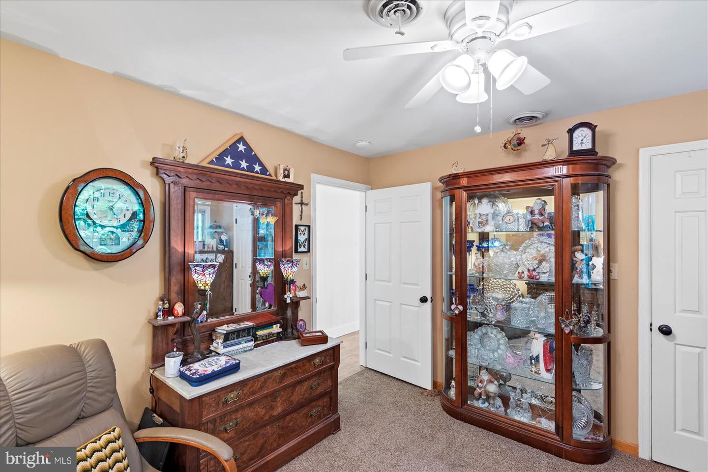210 Ironwood LANE