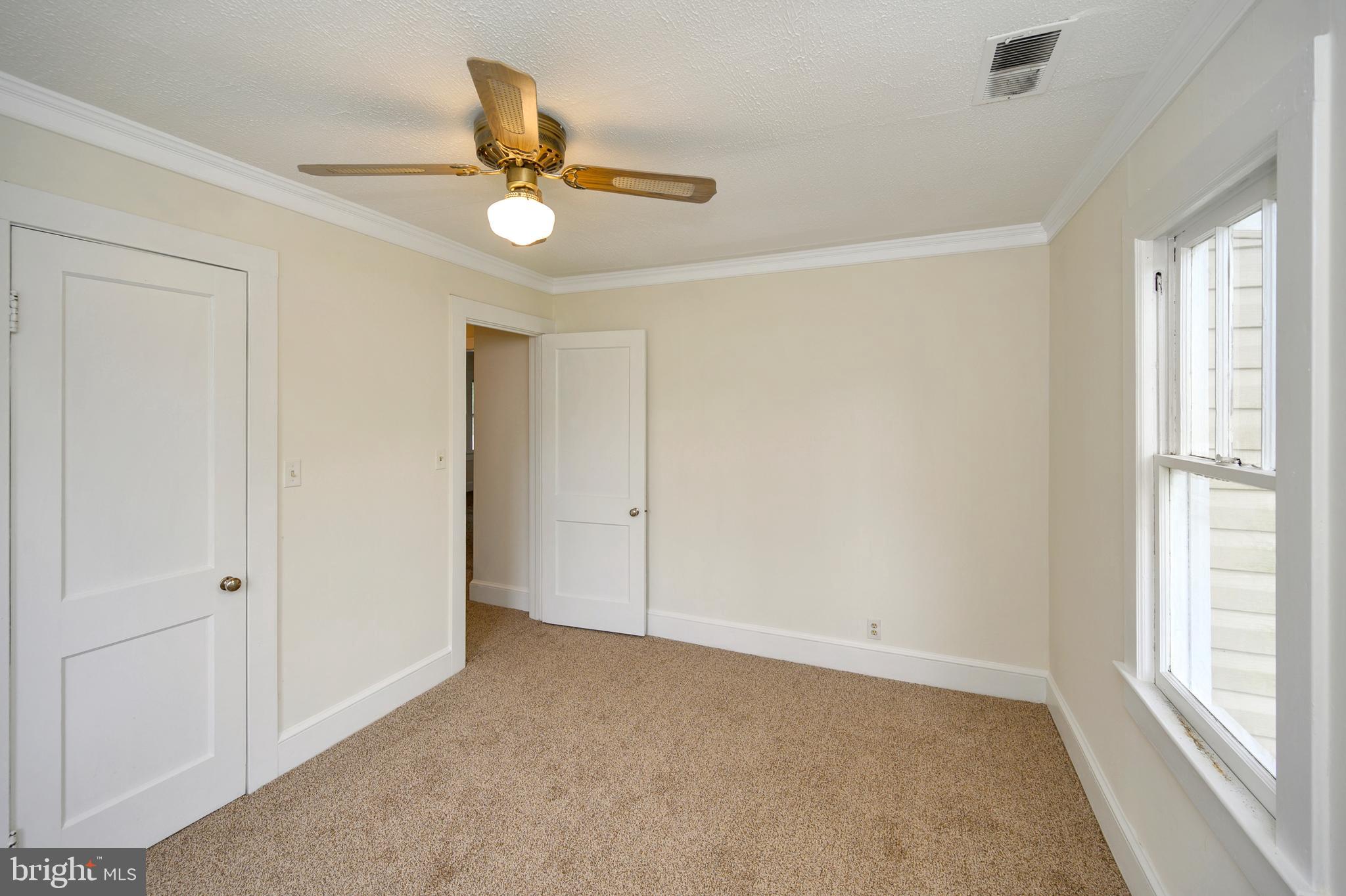 2806 Lafayette