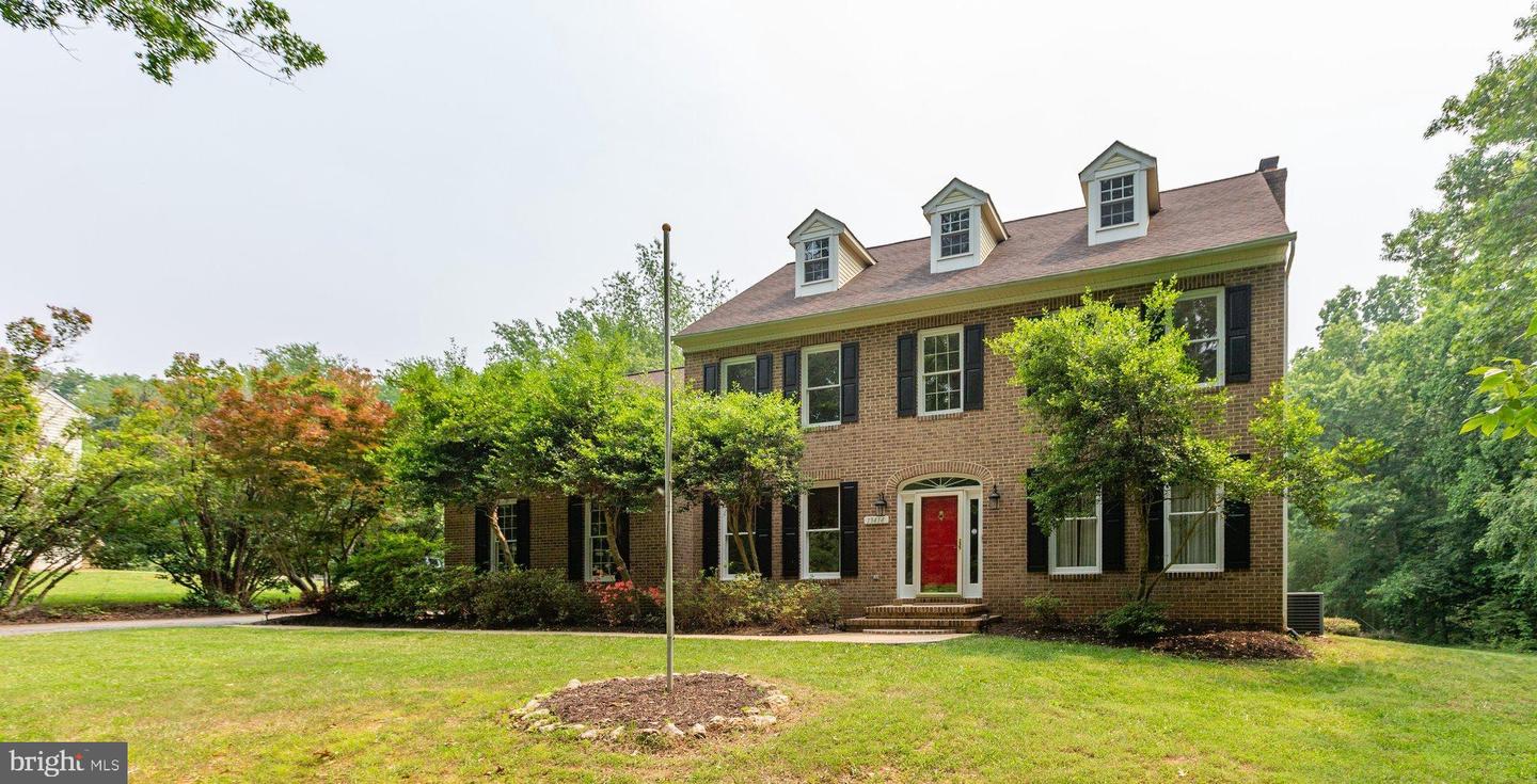 13414 Fox Chase LANE