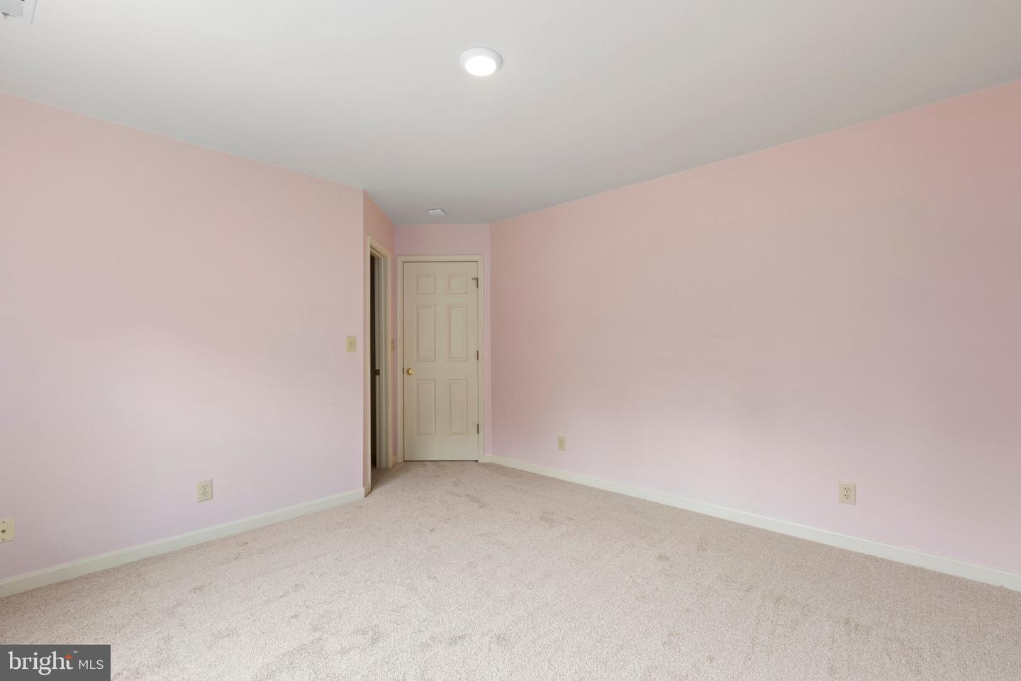13414 Fox Chase LANE