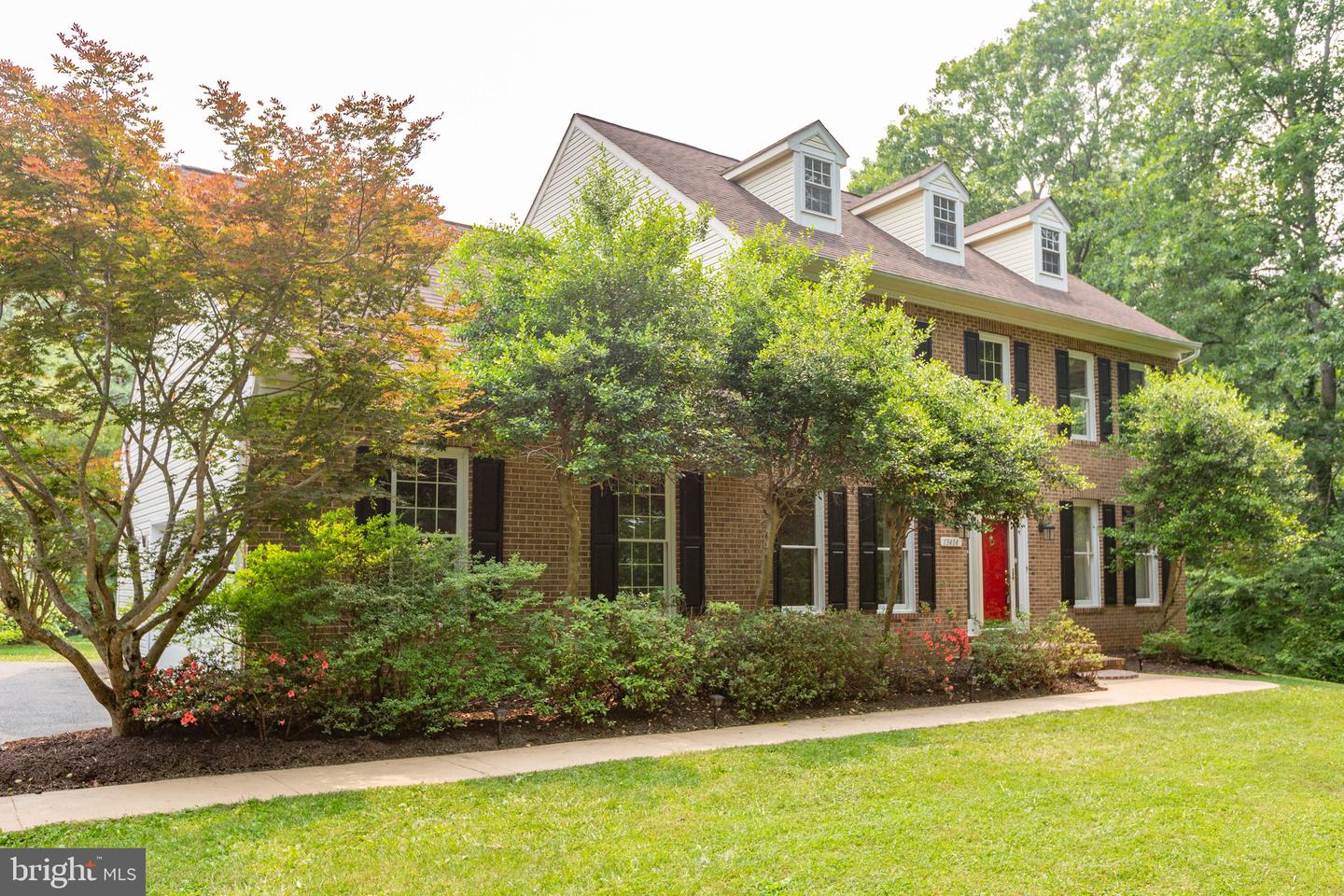 13414 Fox Chase LANE
