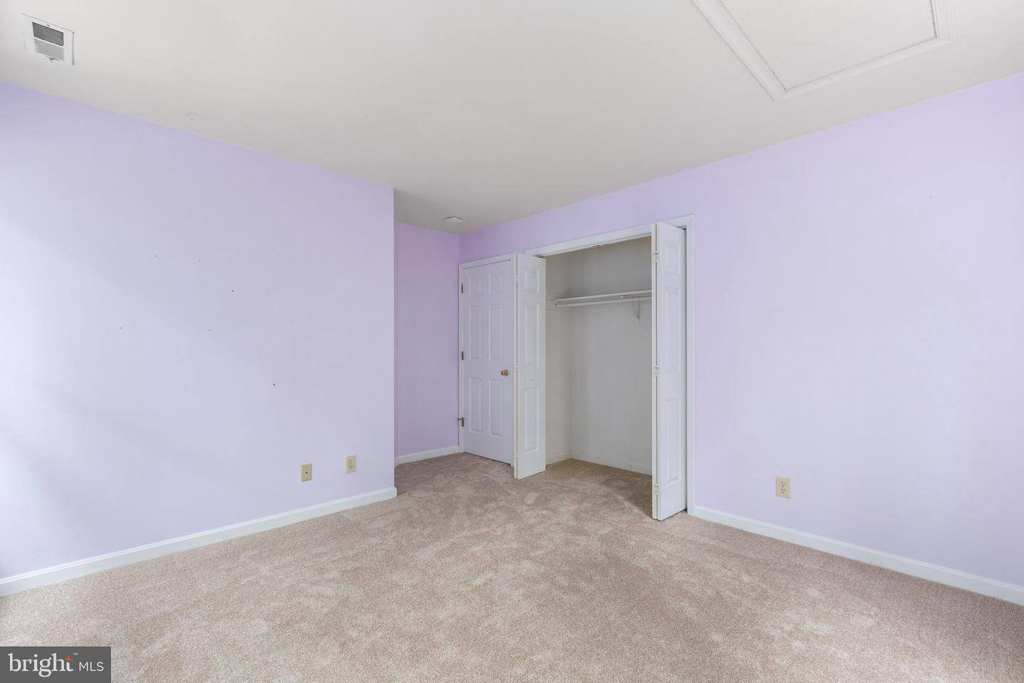 13414 Fox Chase LANE