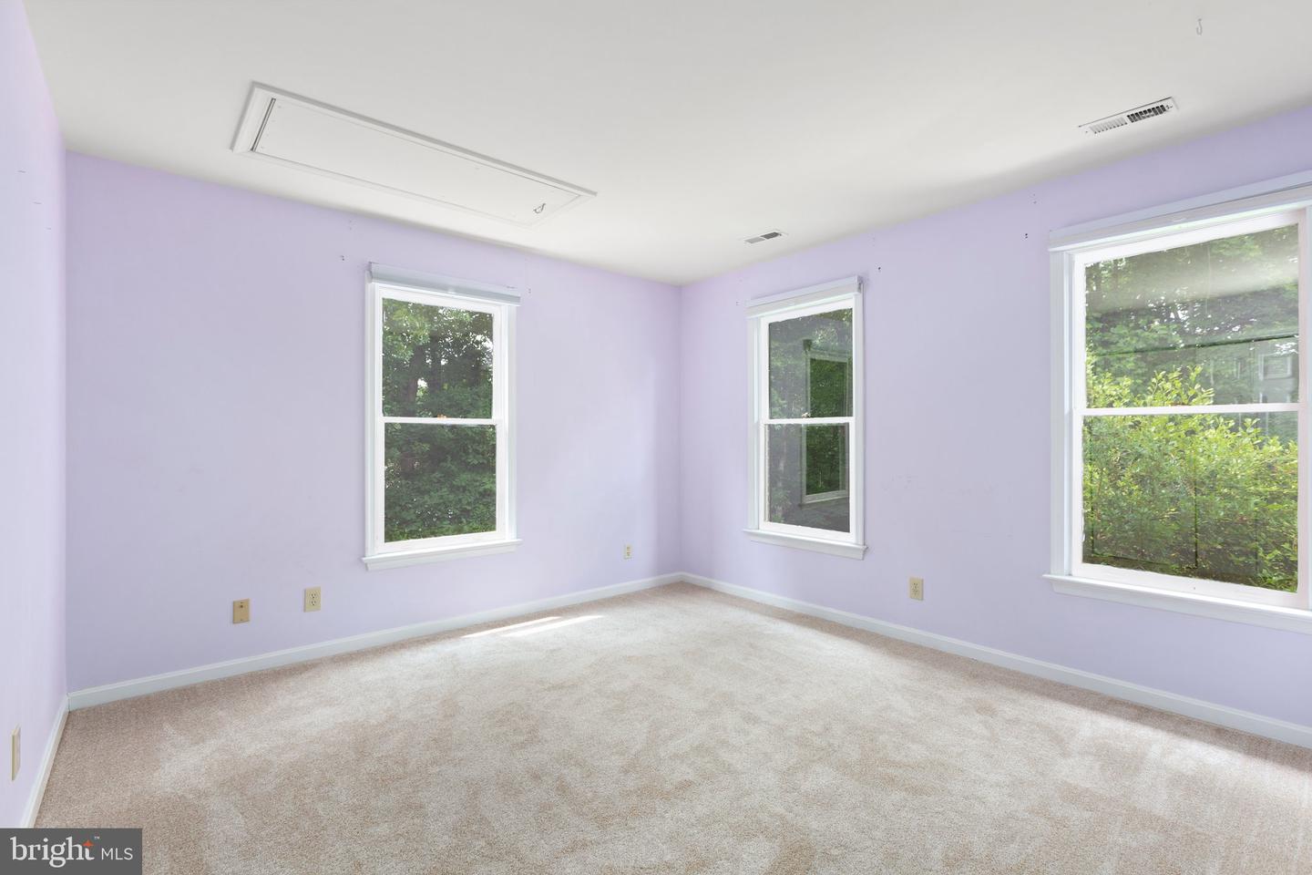 13414 Fox Chase LANE