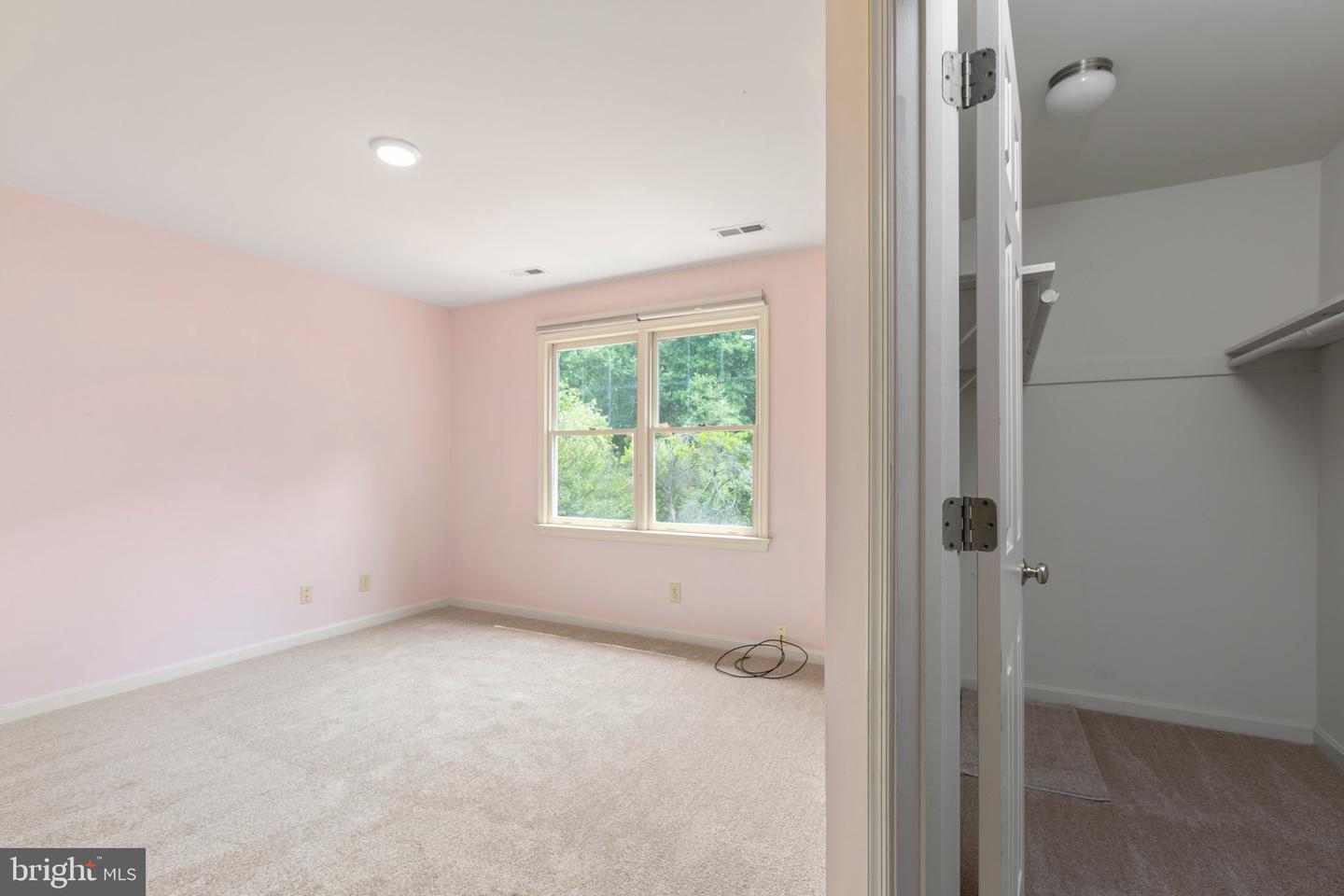 13414 Fox Chase LANE