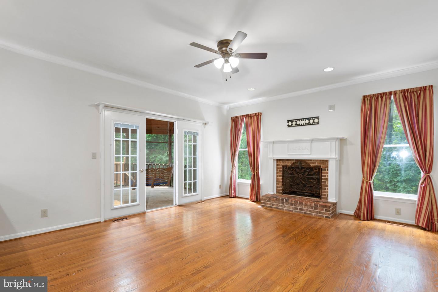 13414 Fox Chase LANE