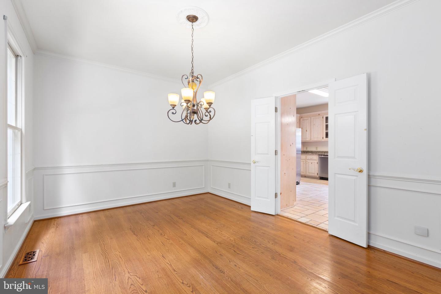 13414 Fox Chase LANE