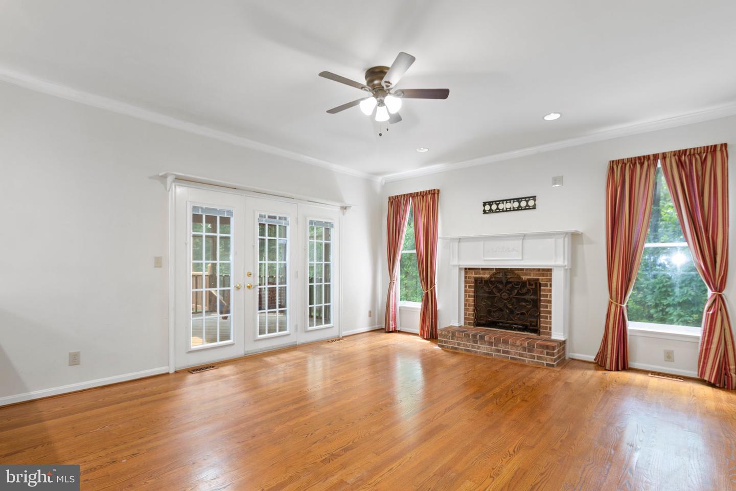 13414 Fox Chase LANE