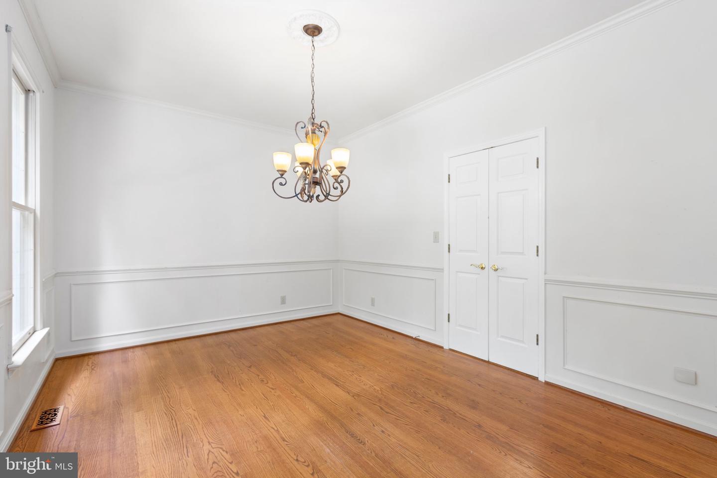 13414 Fox Chase LANE