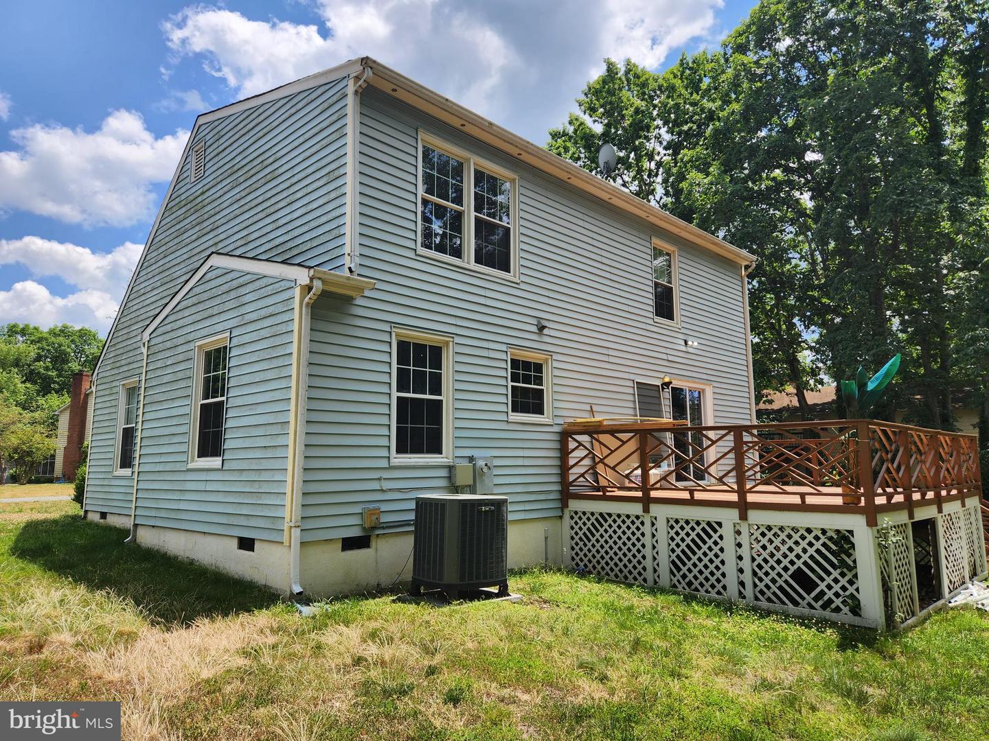 23 Rosewood DRIVE