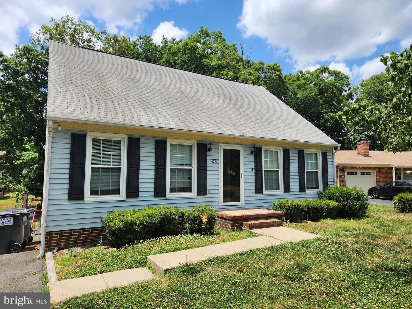 23 Rosewood DRIVE