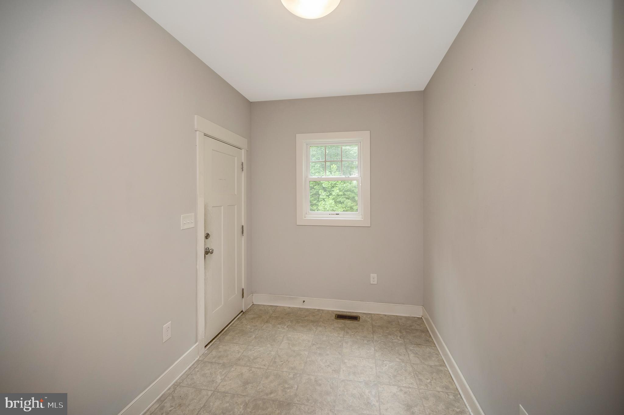 2518 Regency DRIVE