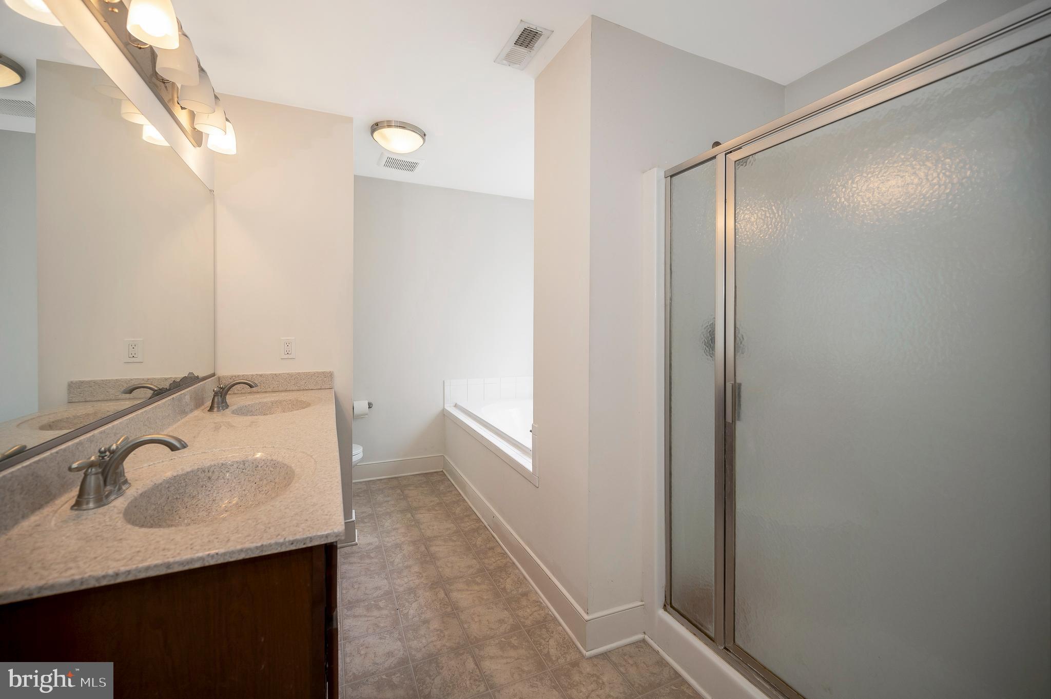 2518 Regency DRIVE
