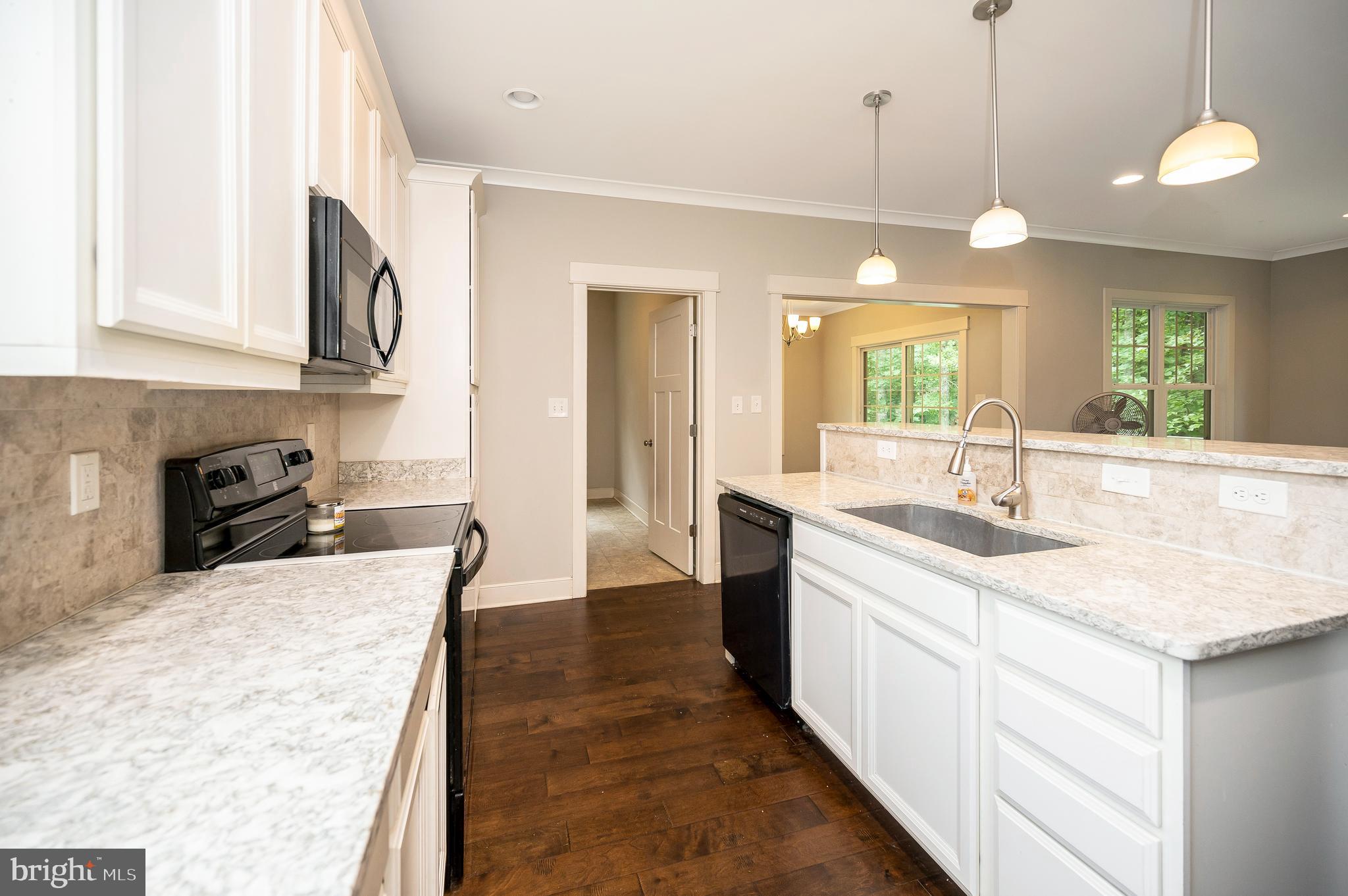 2518 Regency DRIVE
