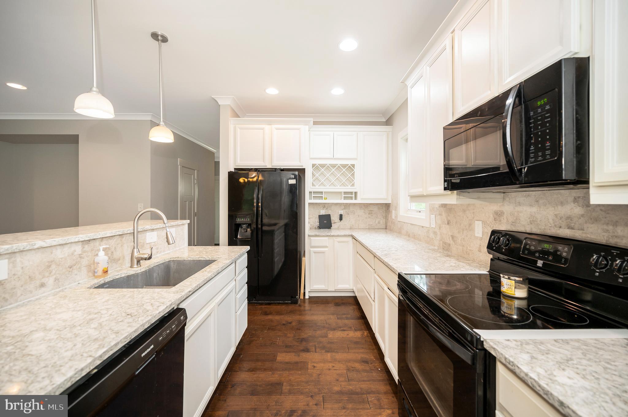 2518 Regency DRIVE