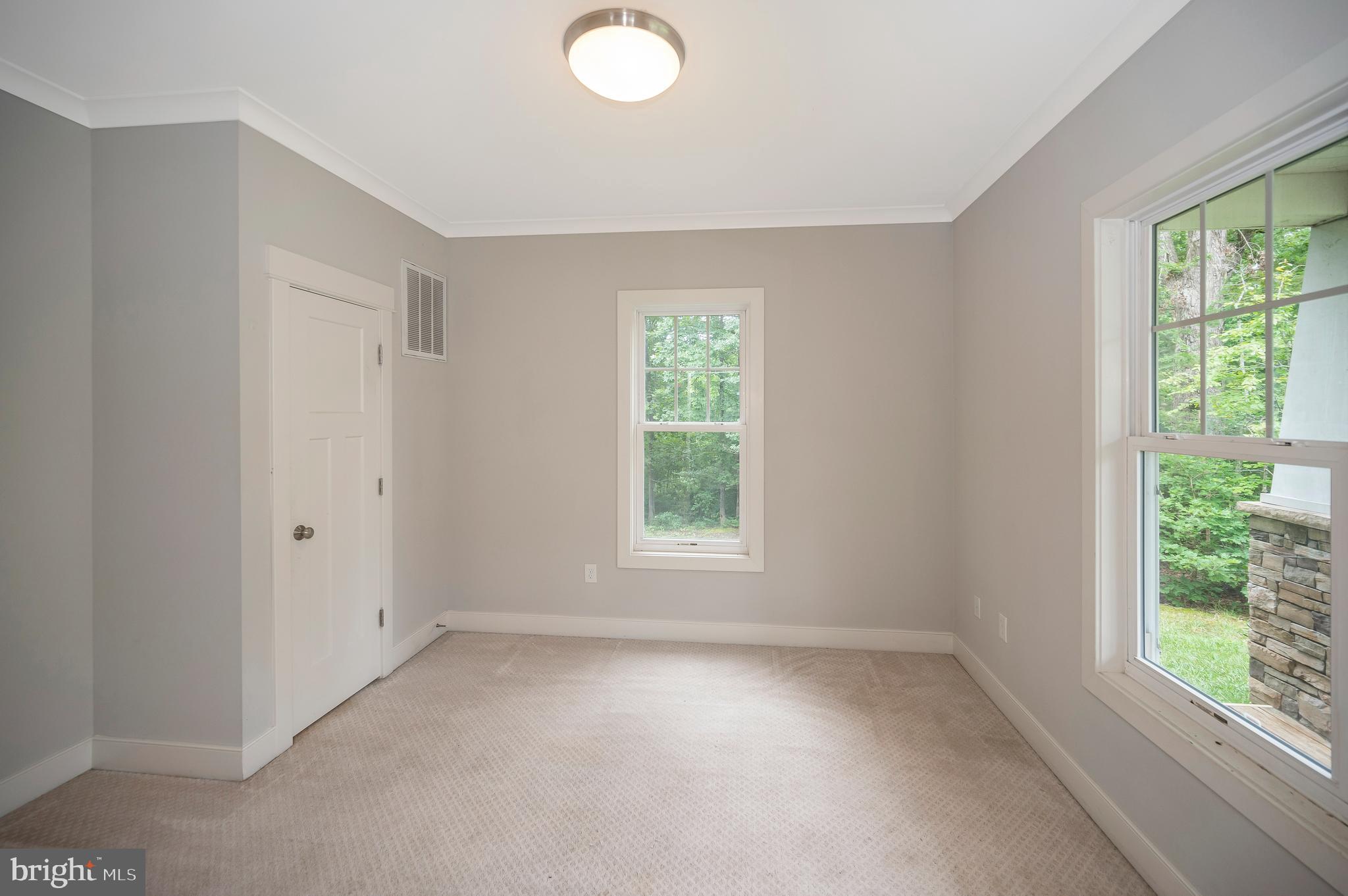 2518 Regency DRIVE