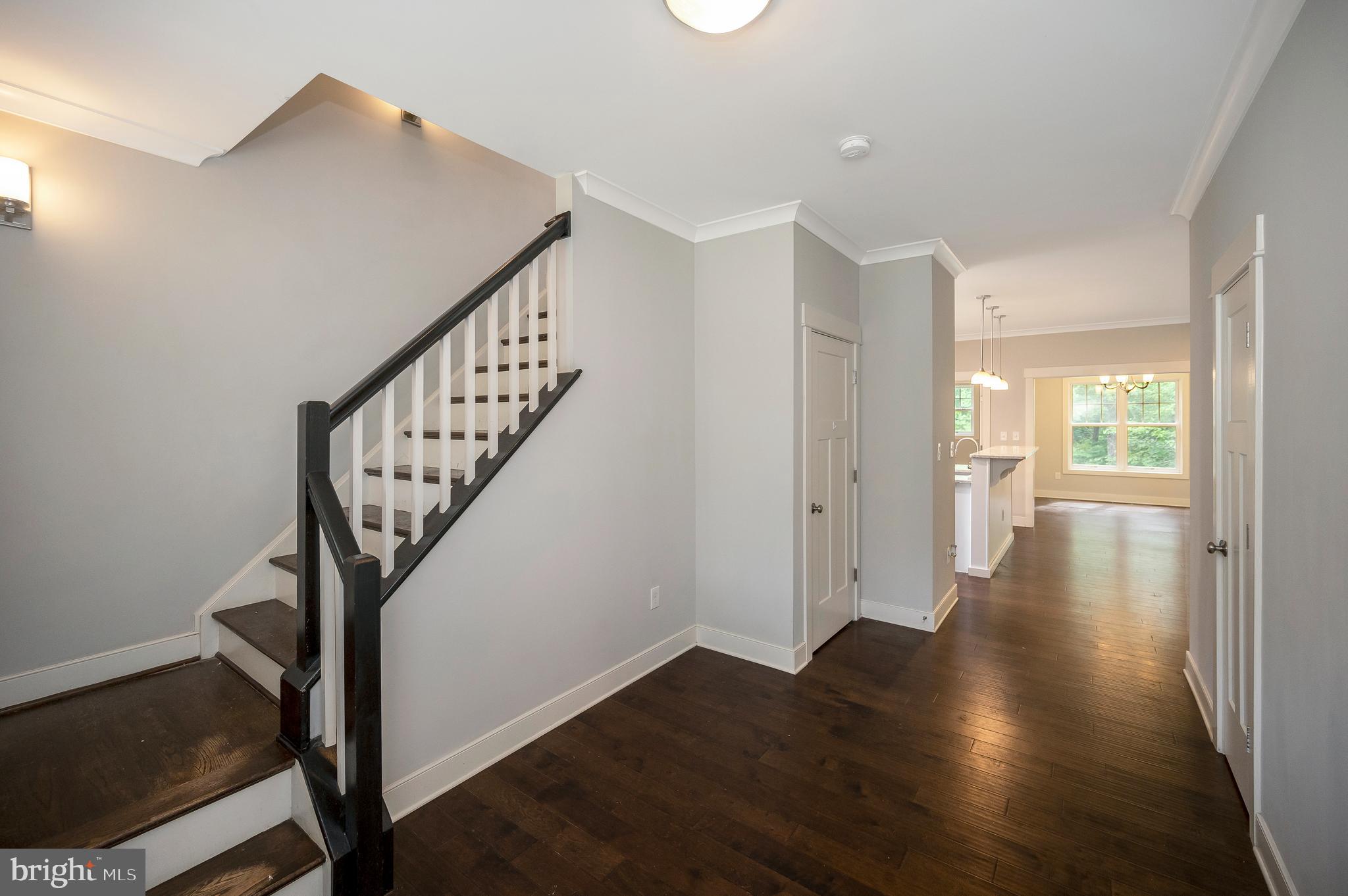2518 Regency DRIVE