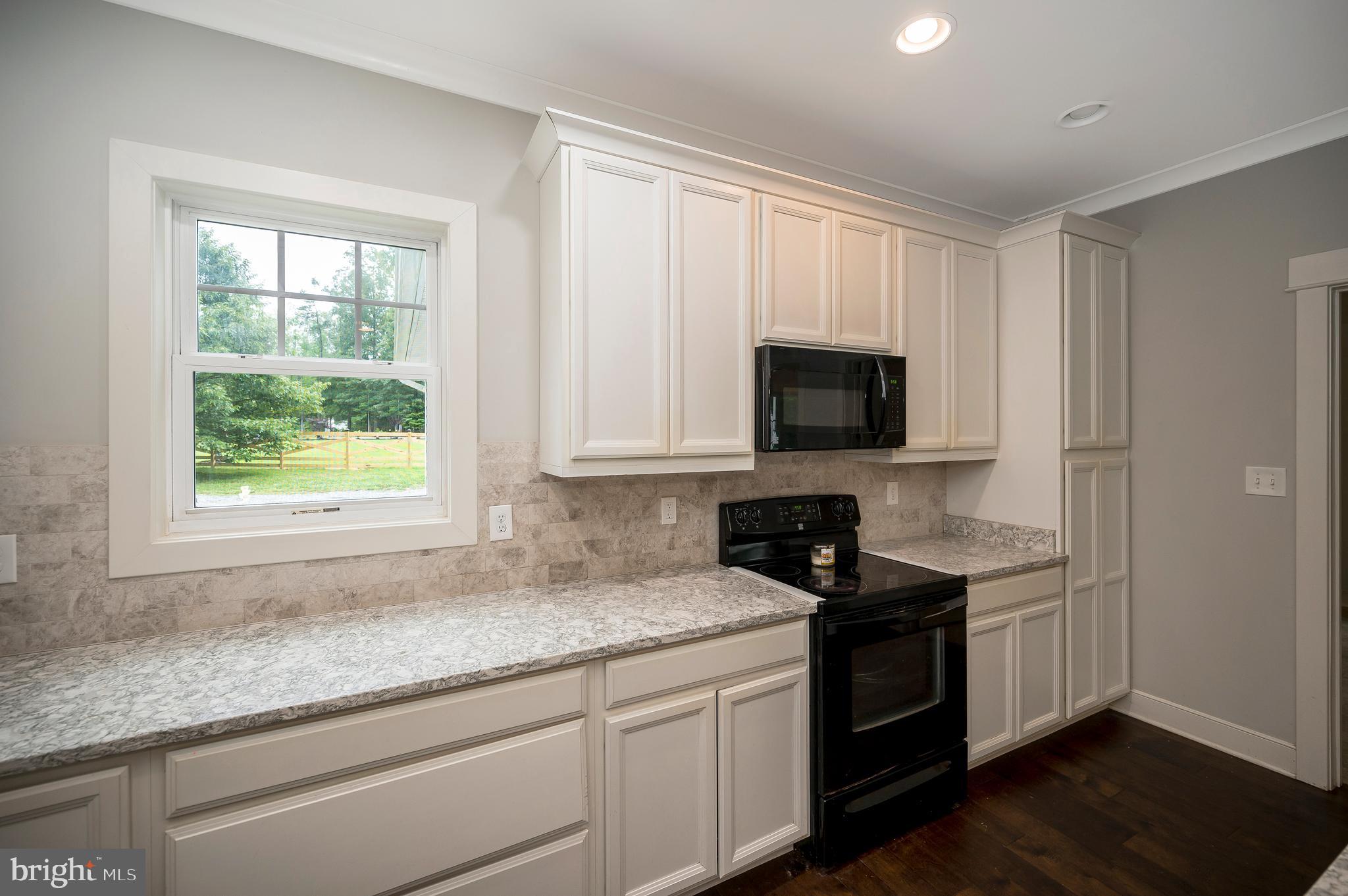 2518 Regency DRIVE