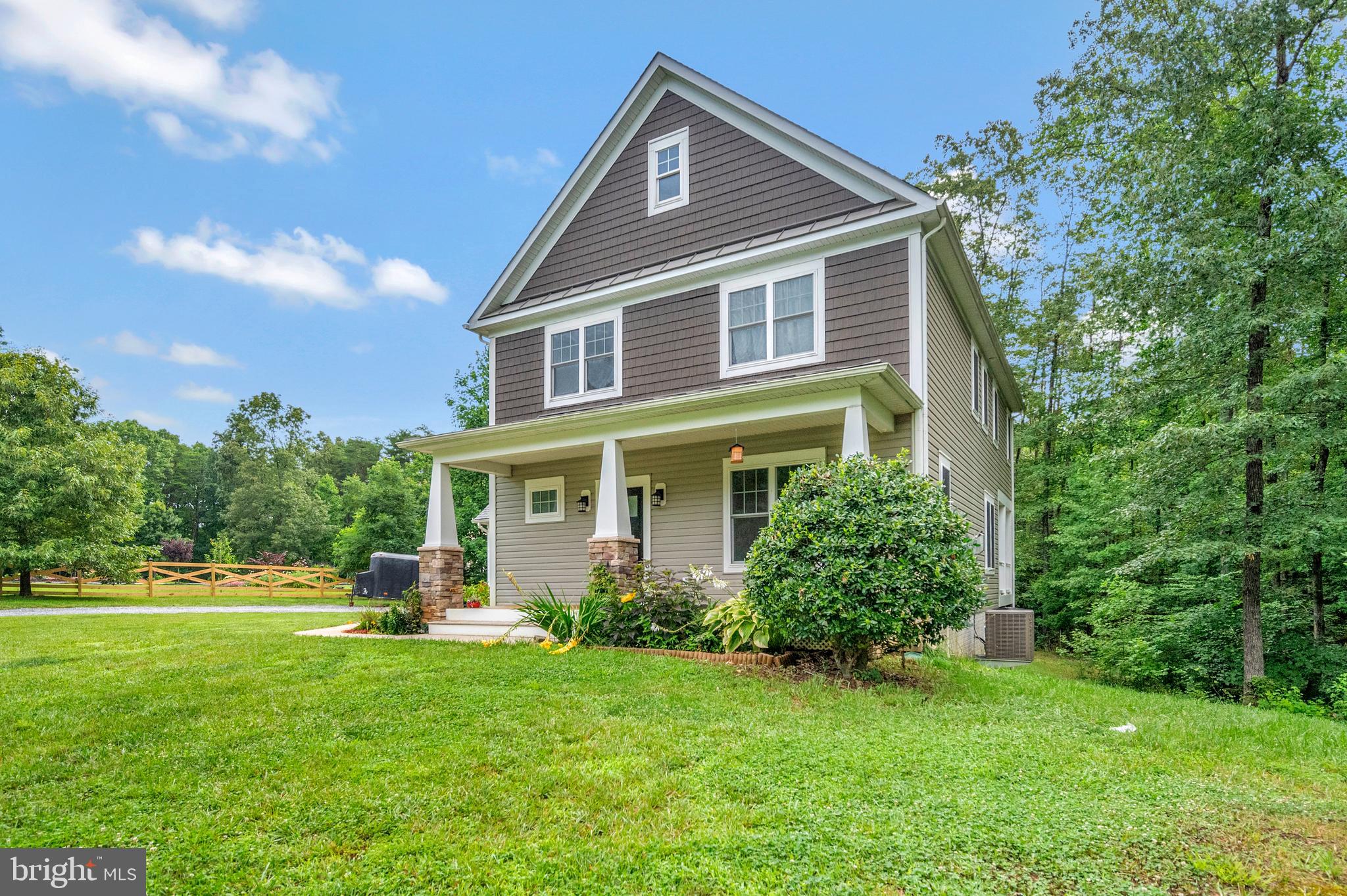 2518 Regency DRIVE