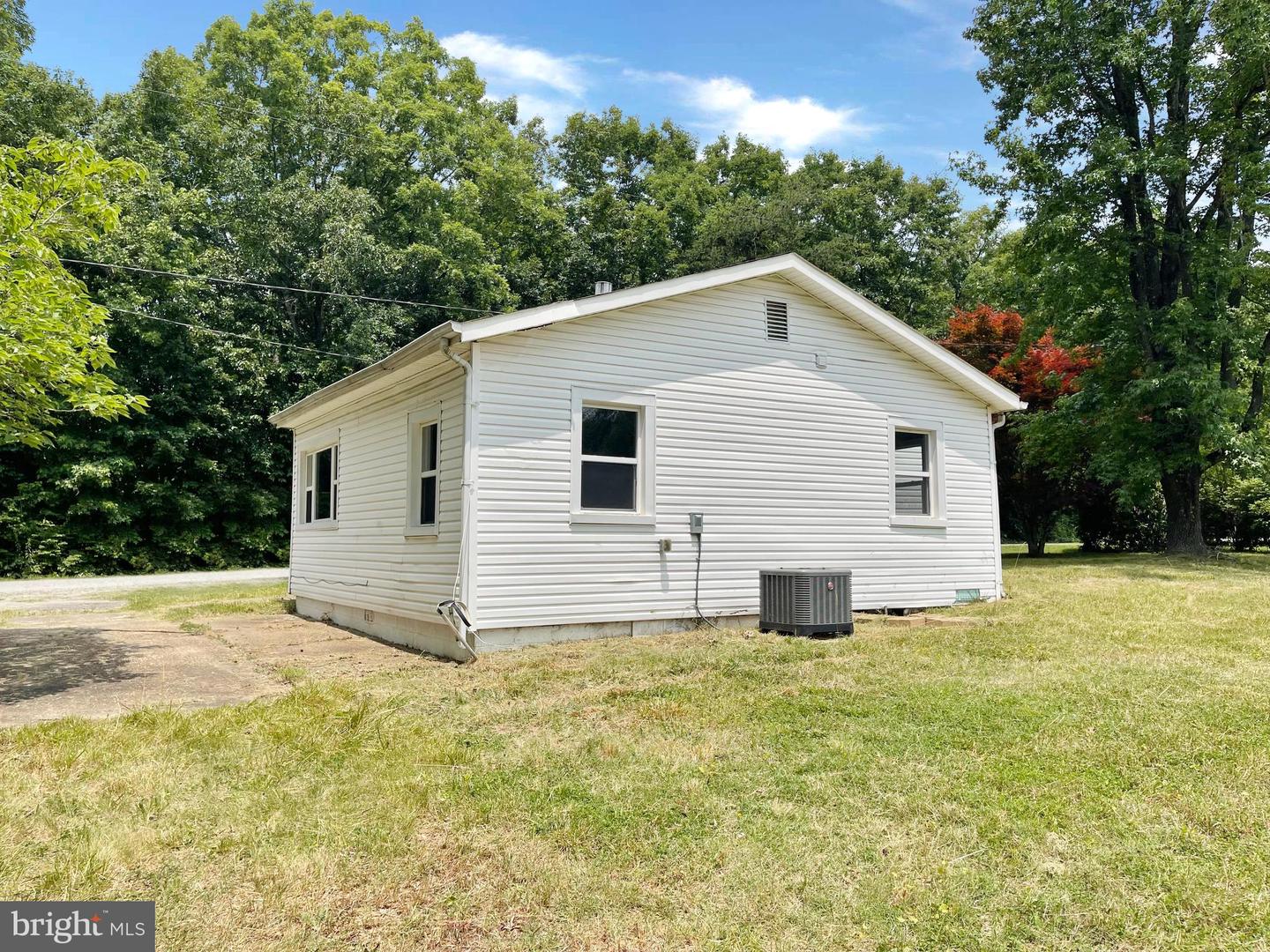 9003 Smiths Bend ROAD