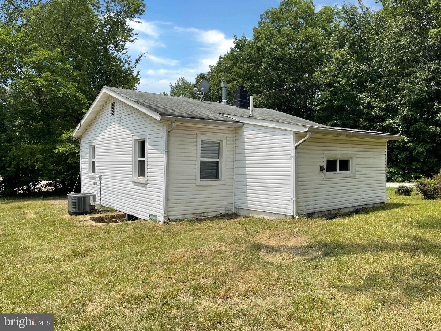 9003 Smiths Bend ROAD